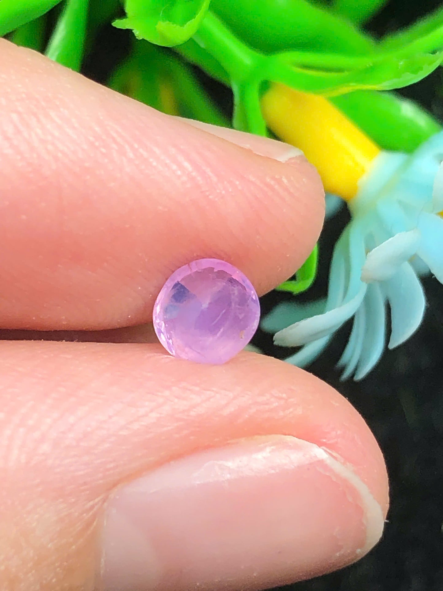 Natural Pink Sapphire Luc Yen 0.74ct - 17072550