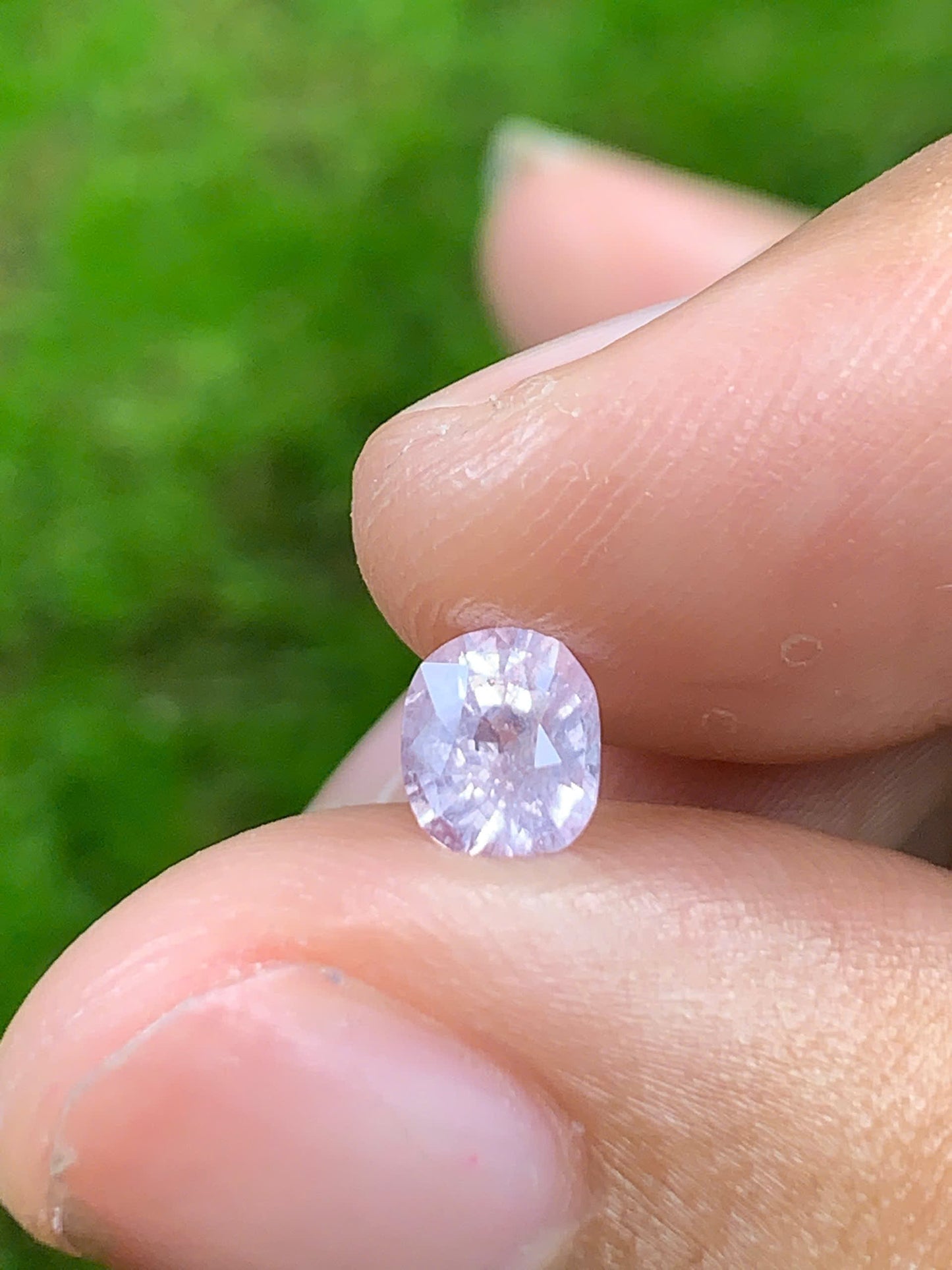 Natural White Sapphire Luc Yen 0.78ct - 17072505