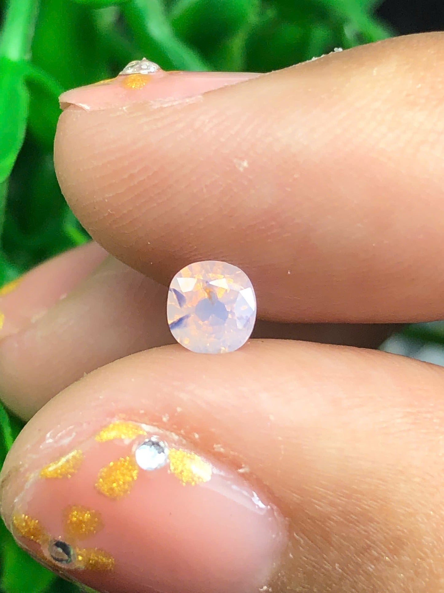 Natural Whitish pink sapphire LụcYên 0.45ct_ 26122502