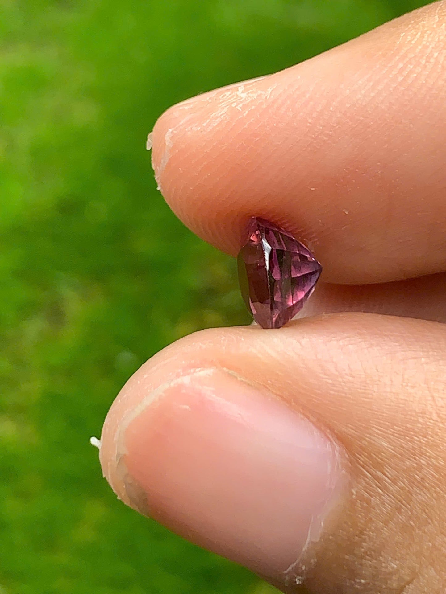 Natural Purple red Spinel LucYen 1.38ct - 29072533