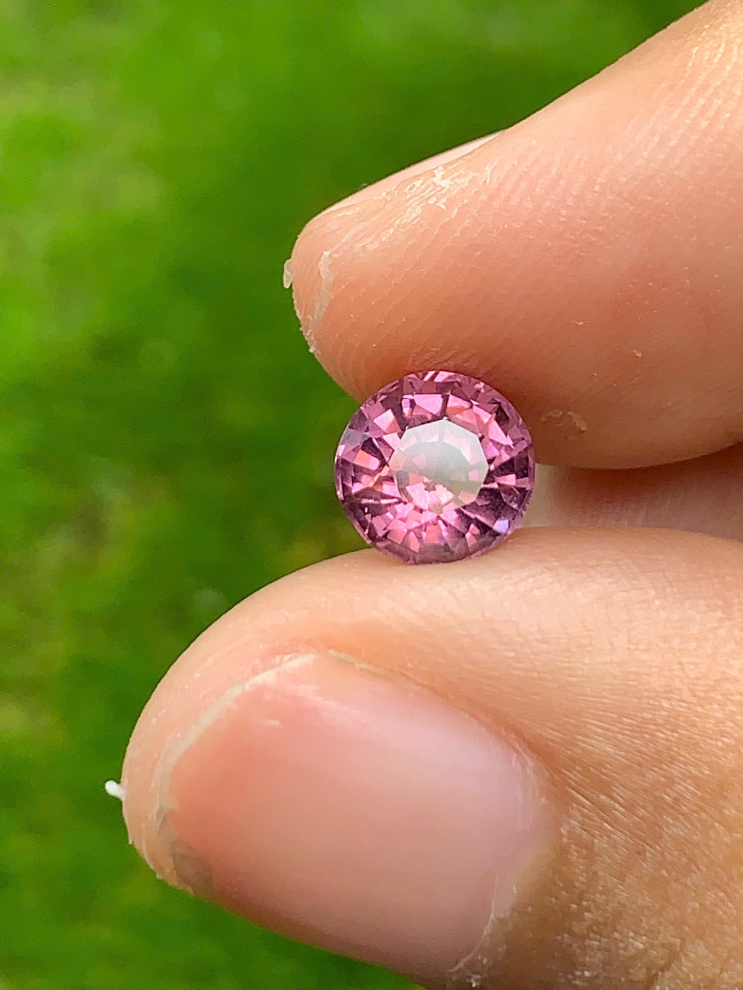 Natural Purple red Spinel LucYen 1.38ct - 29072533