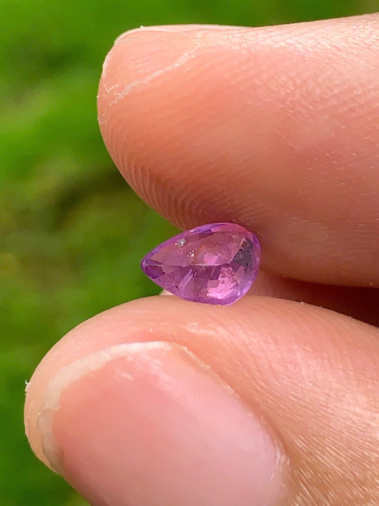 Natural Pink Sapphire LucYen 0.6ct - 24072504