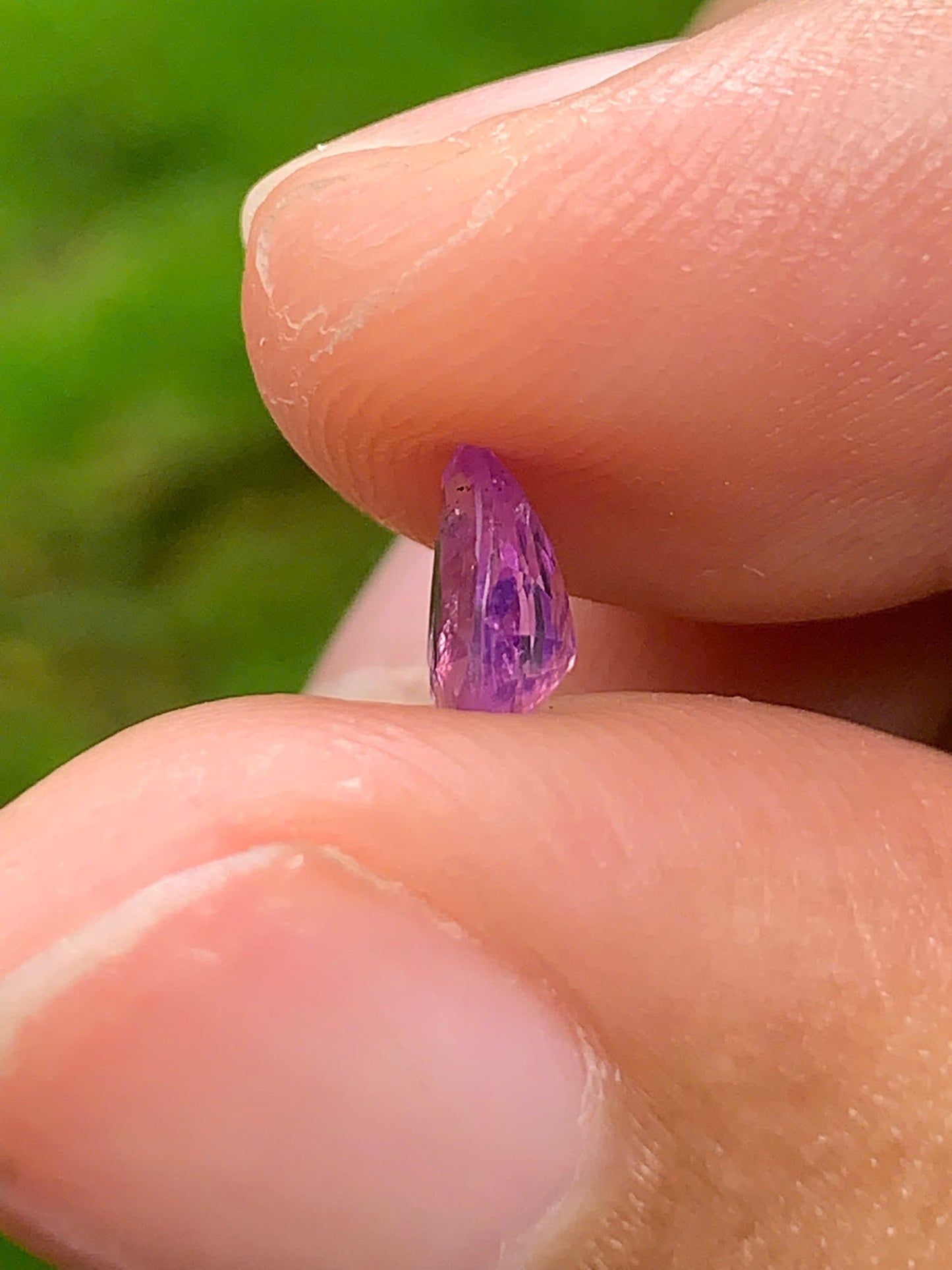 Natural Pink Sapphire LucYen 0.6ct - 24072504