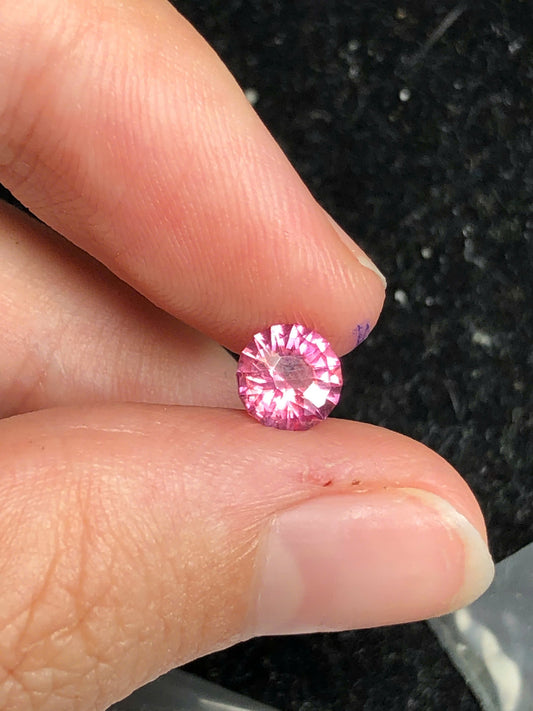 Natural Pink Spinel LucYen 0.83ct - 31072524