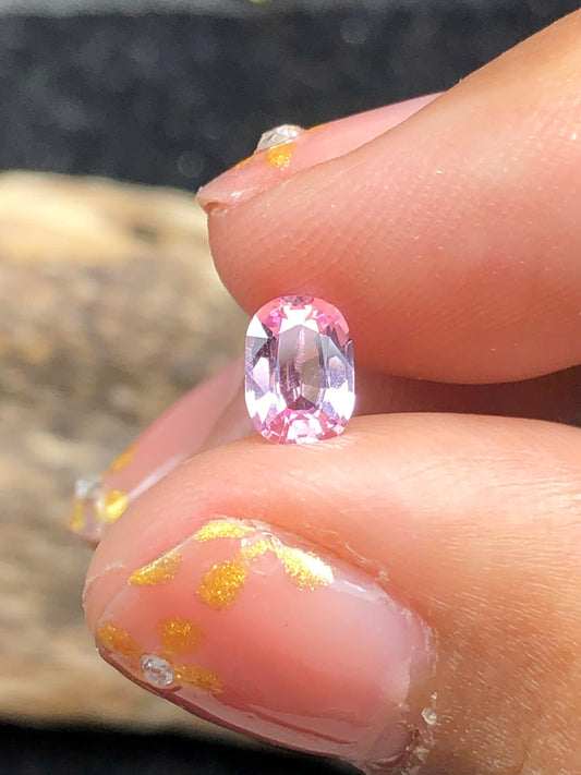 Natural pink spinel LucYen 0.58ct - 12012609