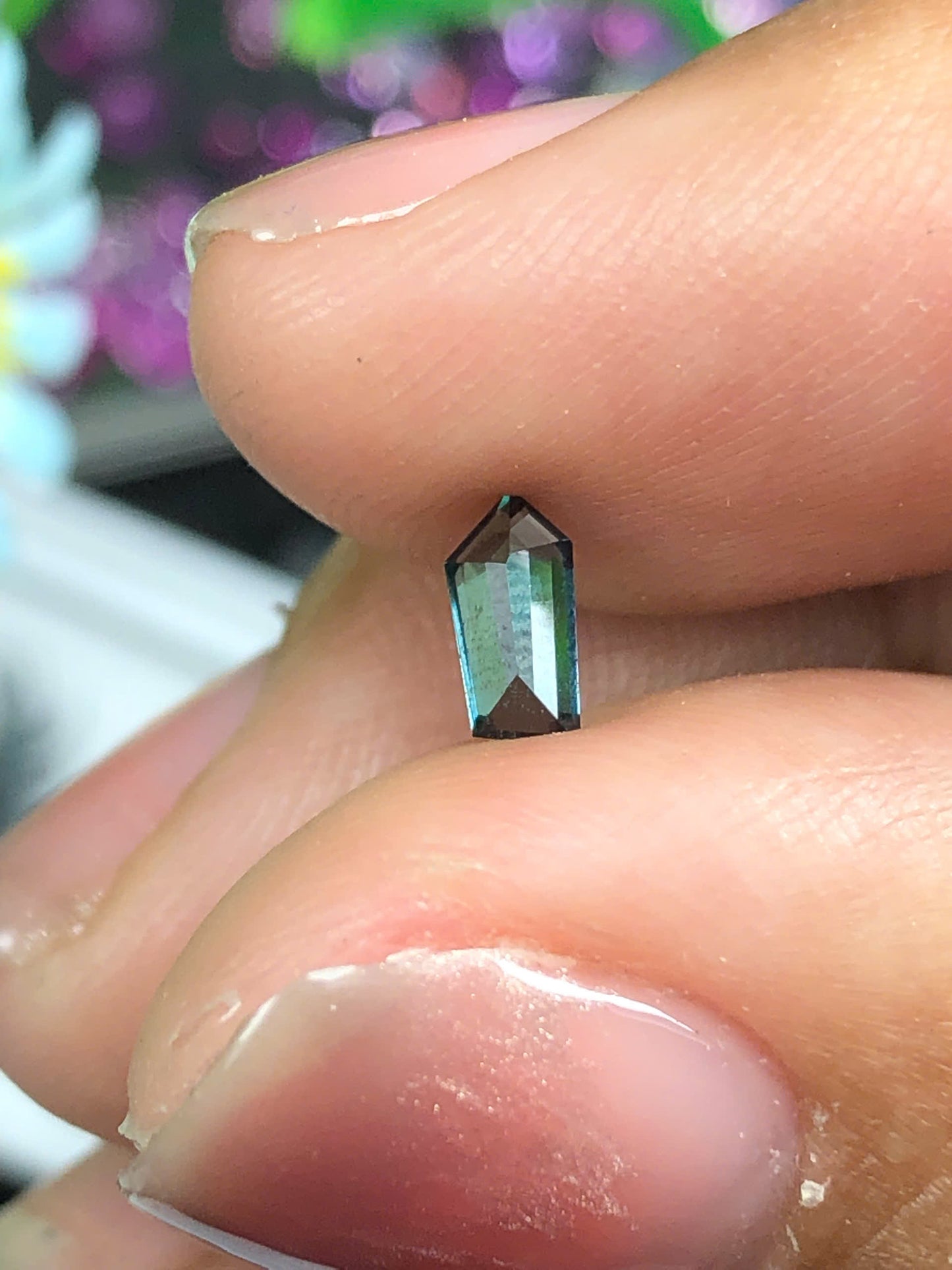 Natural green sapphire LụcYên_21012601HU