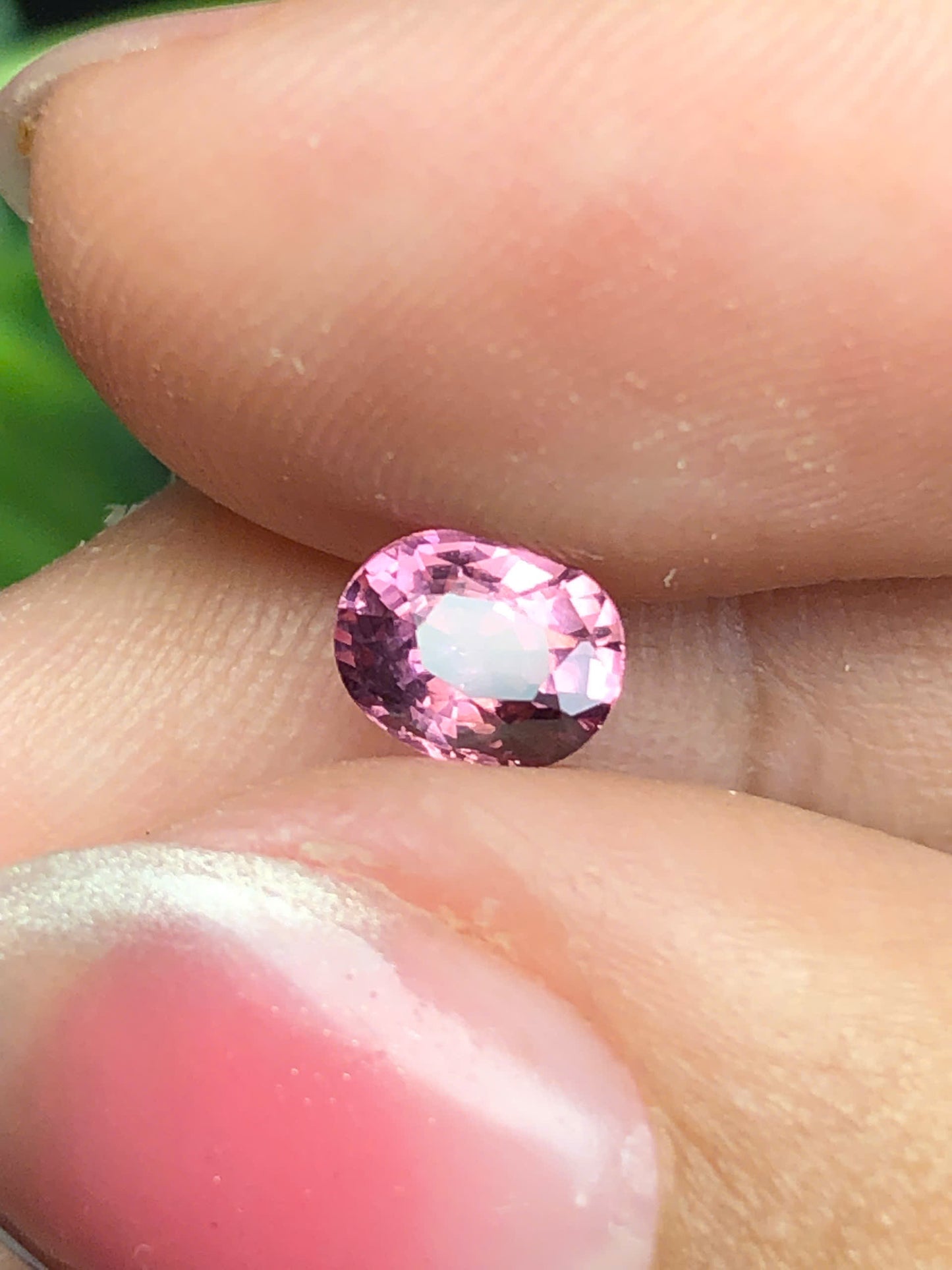 Natural Purplish red spinel LucYen 0.71ct - 05032608HU