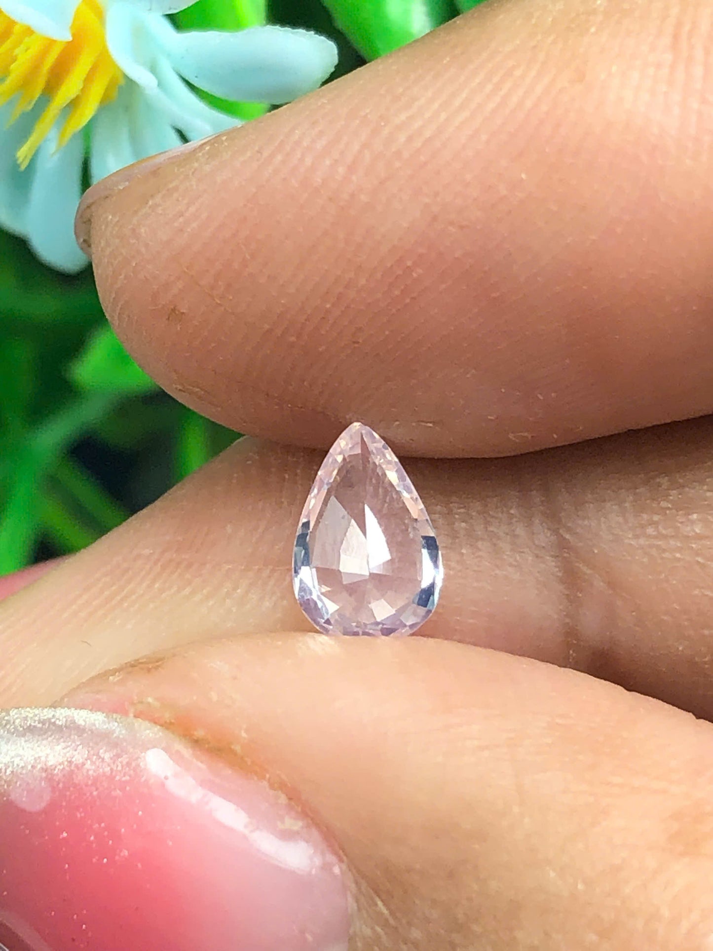 Natural white sapphire 0.77ct _ 11032607HU