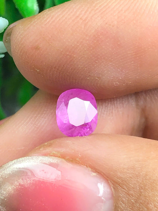 Natural pink sapphire LucYen 1.135ct _ 11032609HU