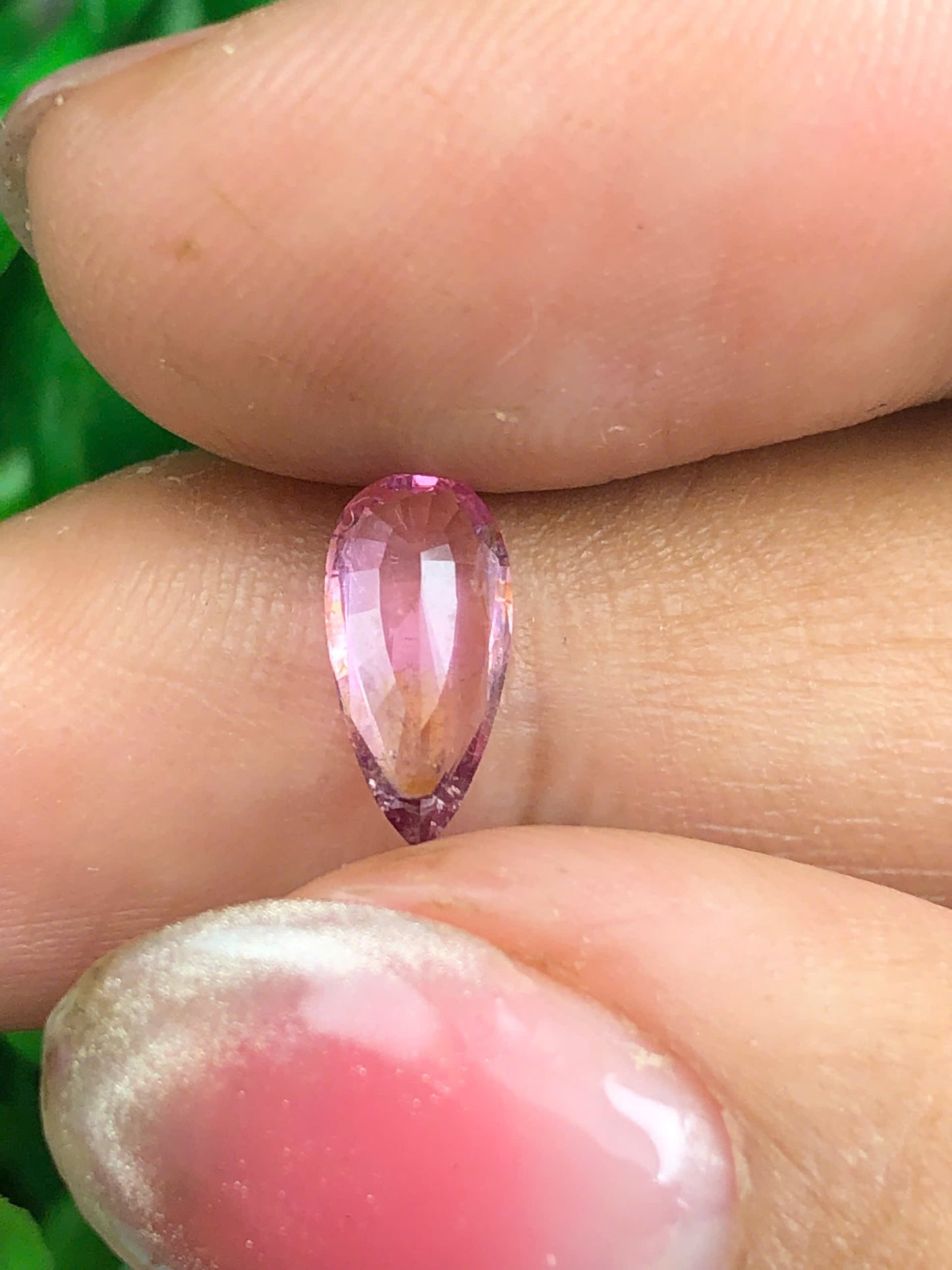 Natural Purplish red spinel LucYen 0.96ct - 11032622HU
