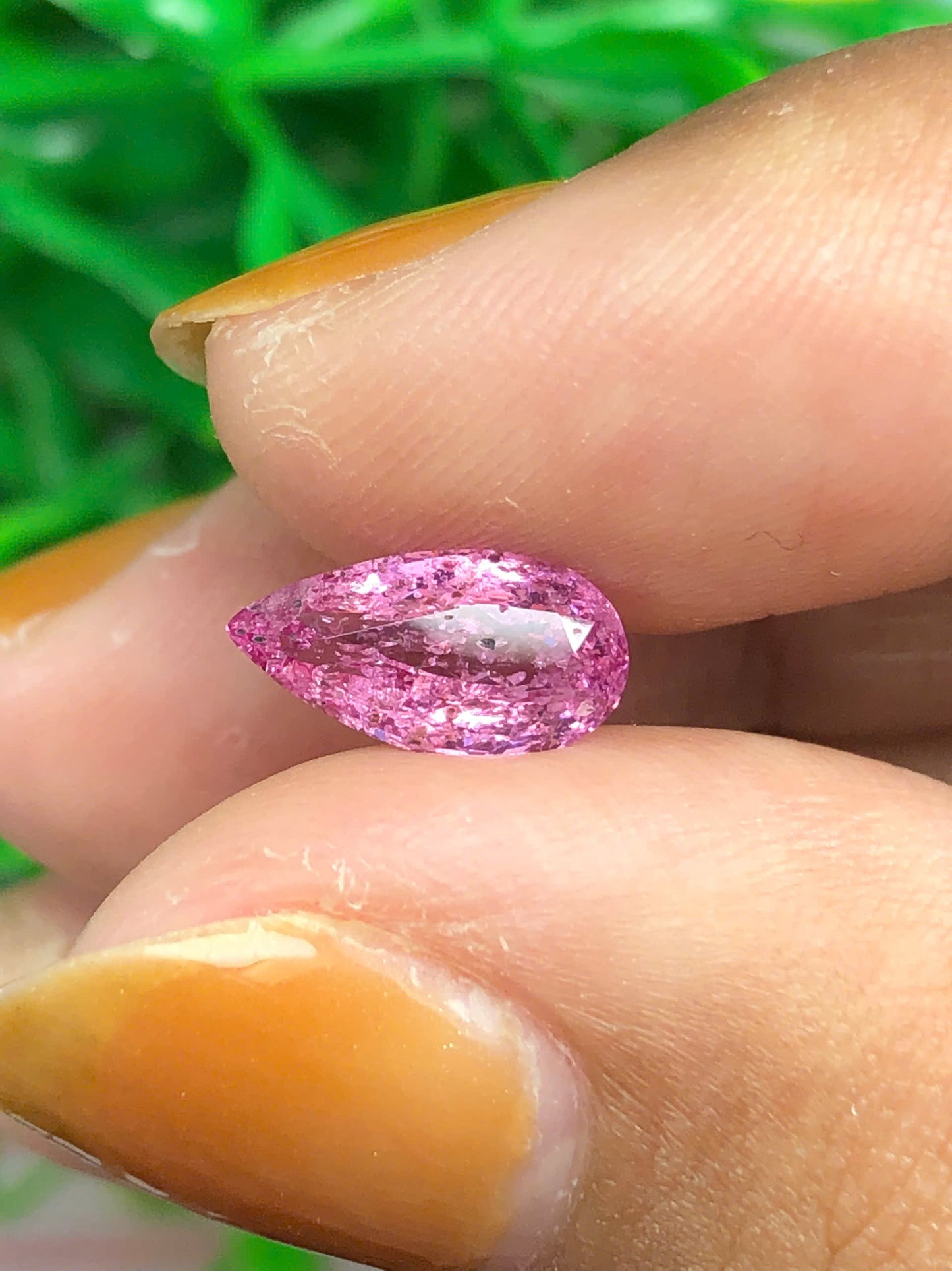Natural purplish pink sapphire LụcYên 1.71ct_29032607HU