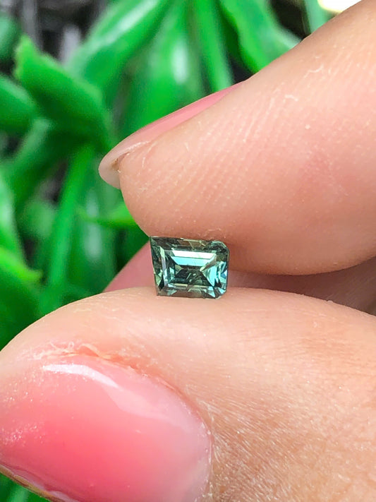 Natural green sapphire LụcYên 0.49ct_15022613HU