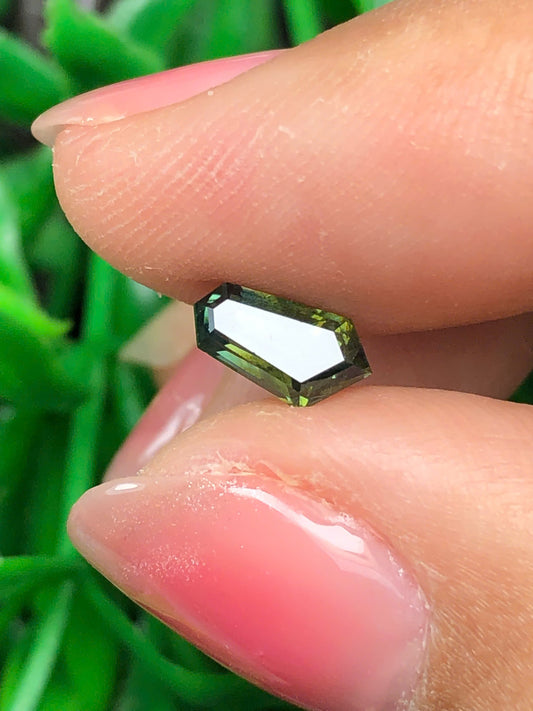 Natural green sapphire LụcYên 0.93ct_15022606HU