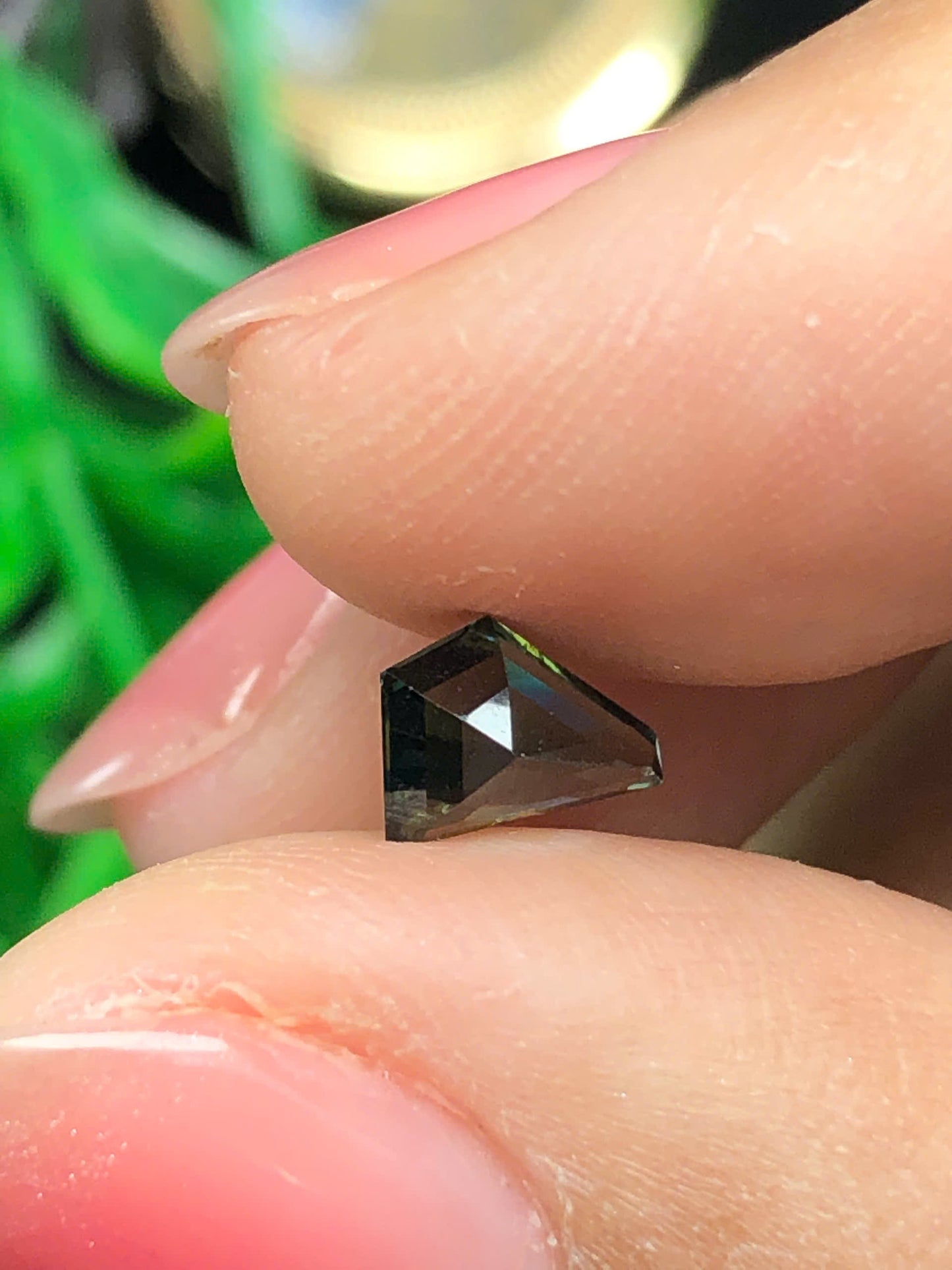 Natural green sapphire LụcYên 0.76ct_15022612+HU