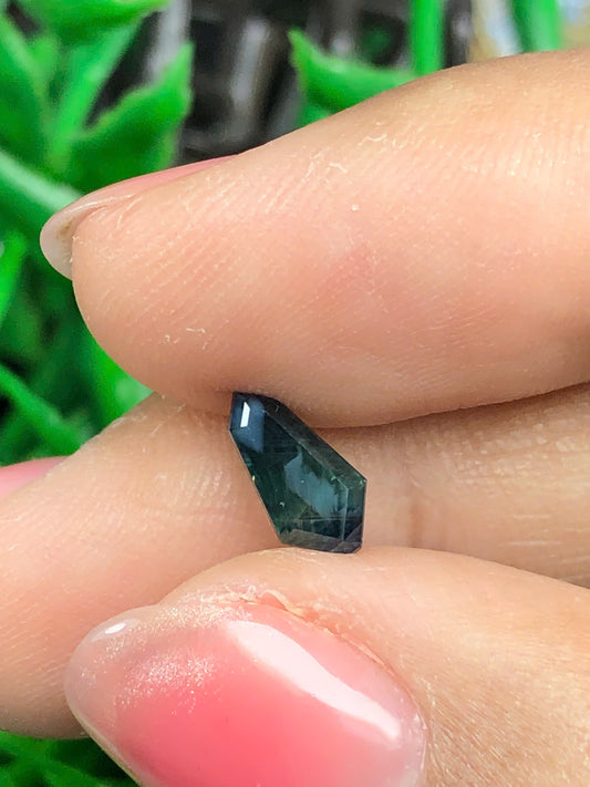 Natural green sapphire LụcYên 1ct_15022612HU