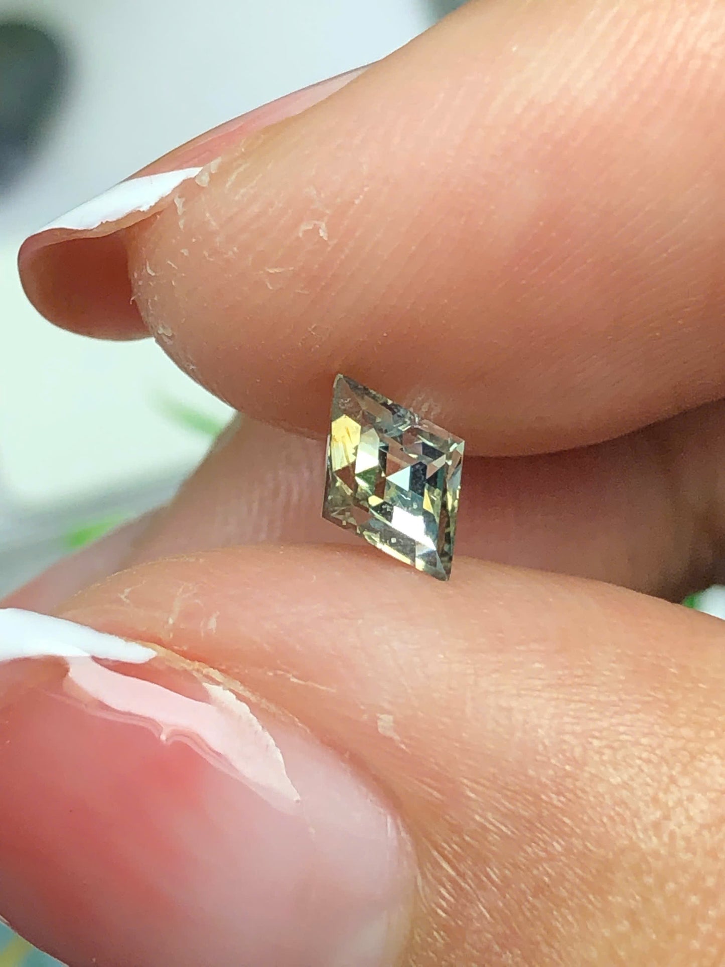 Natural green sapphire LụcYên_27042617HU