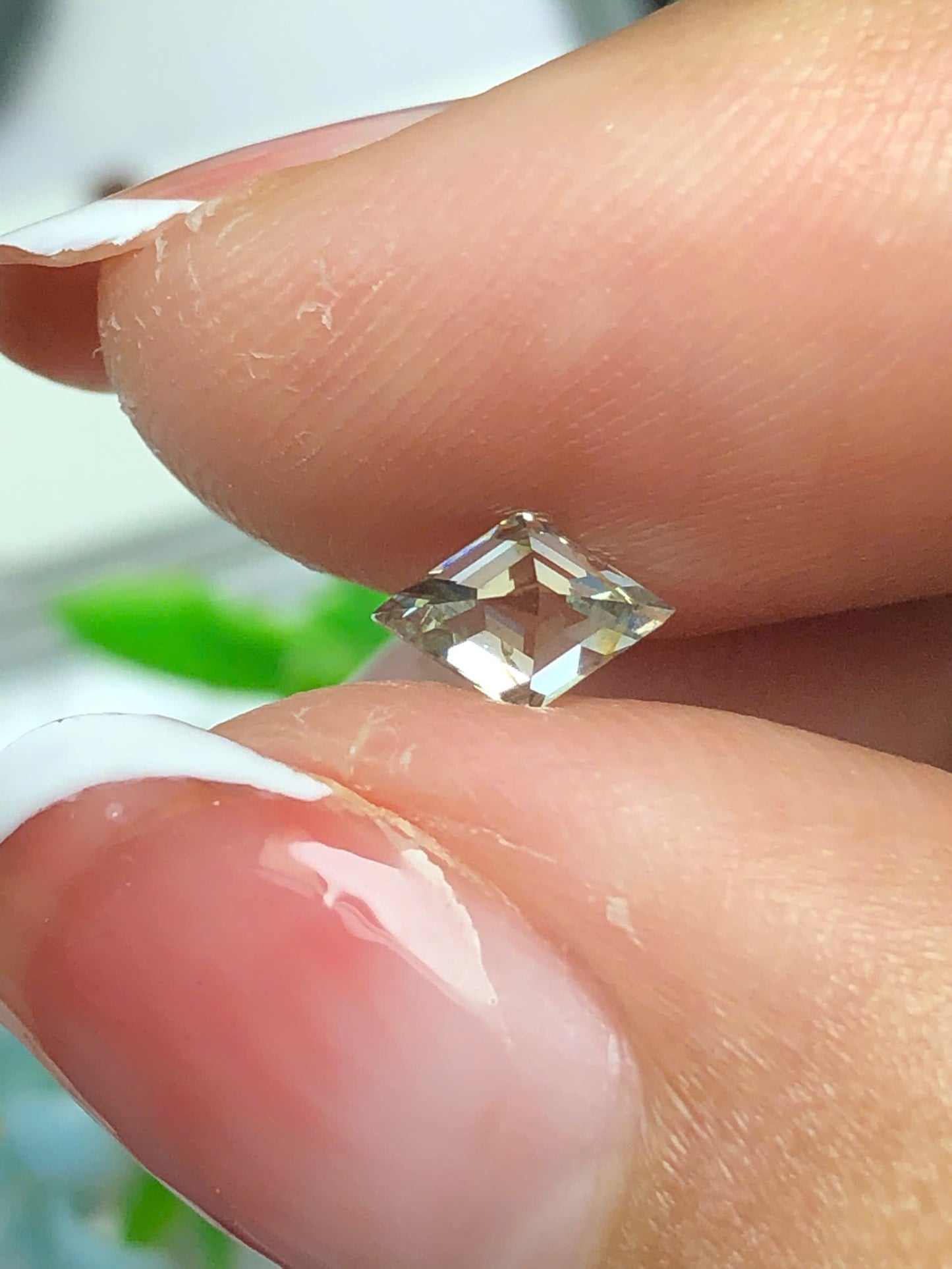 Natural green sapphire LụcYên_27042617HU