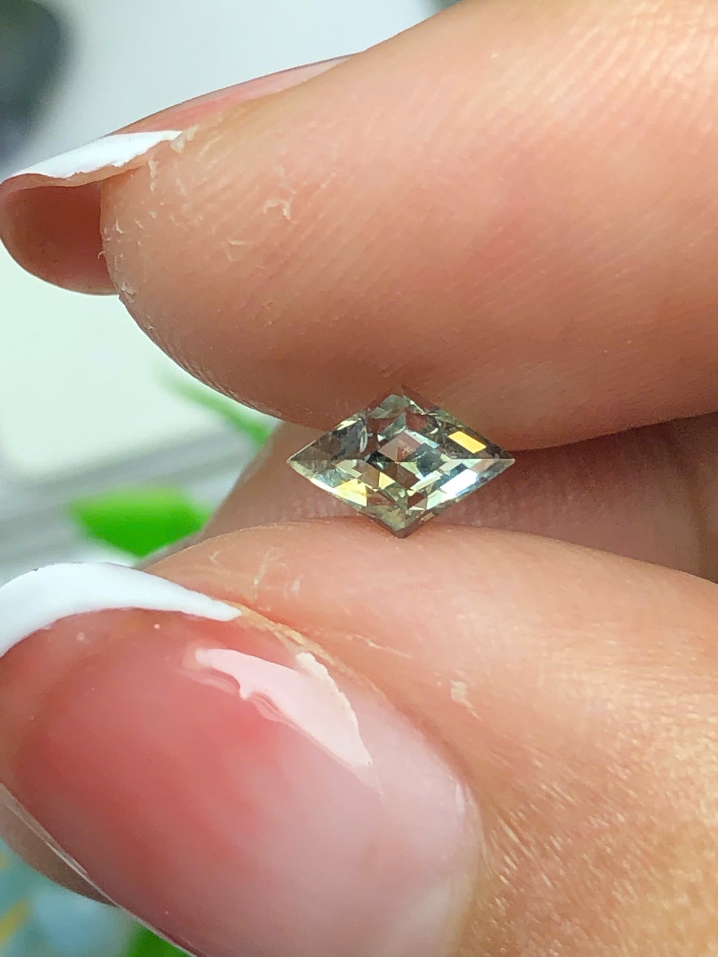 Natural green sapphire LụcYên_27042617HU