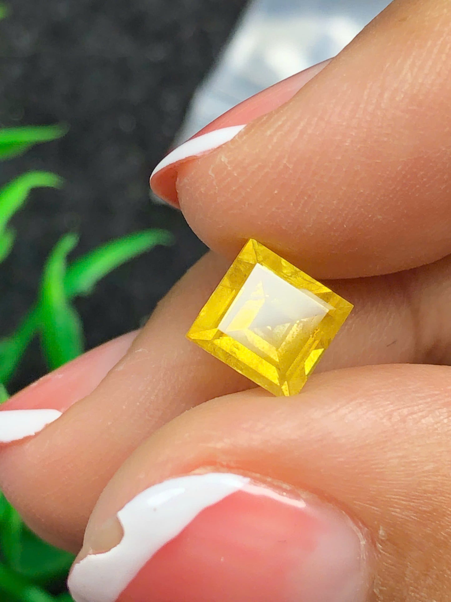 Yellow sapphire normal Heated - 1.5ct - 11052607HA