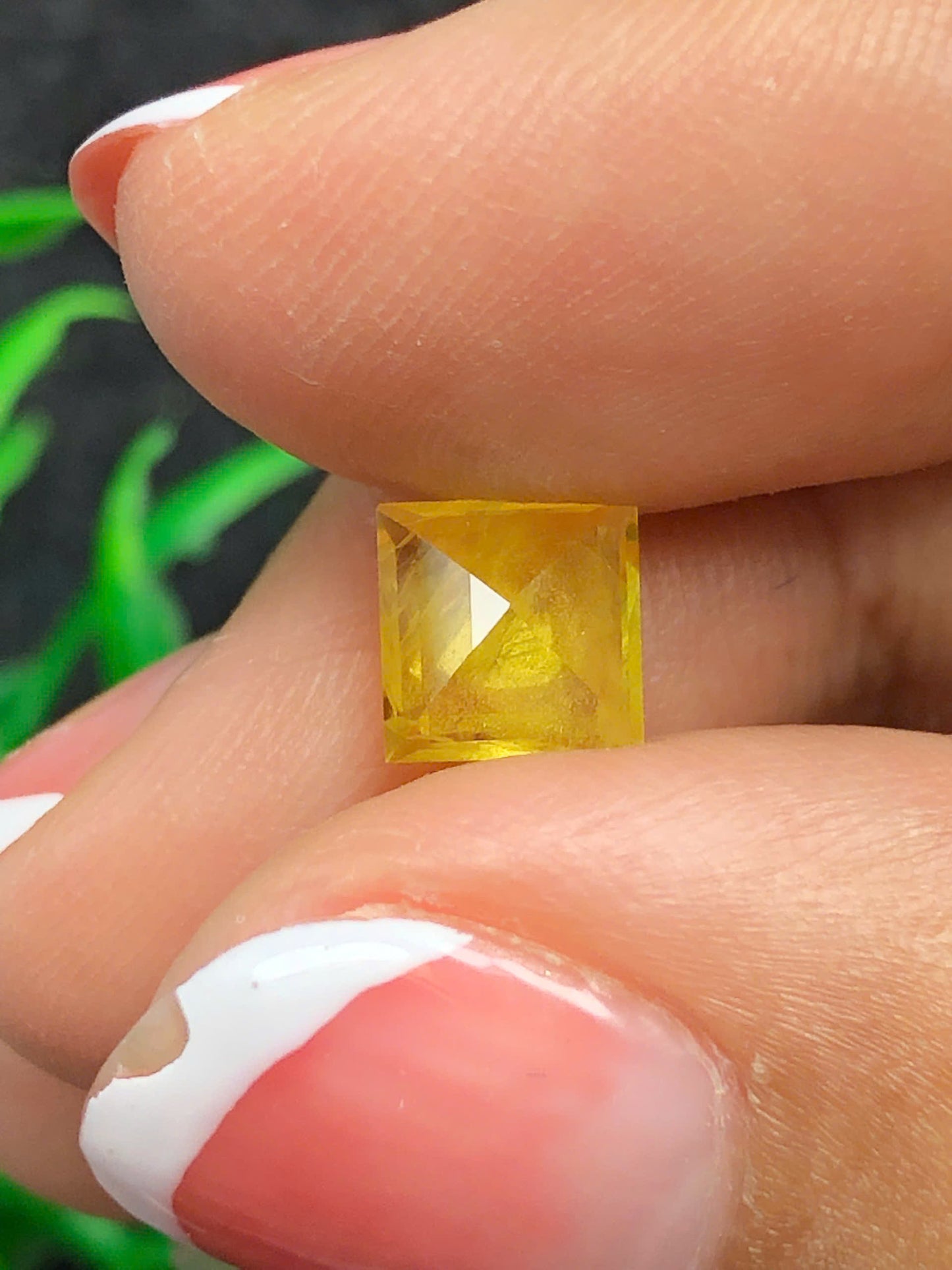 Yellow sapphire normal Heated - 1.5ct - 11052607HA