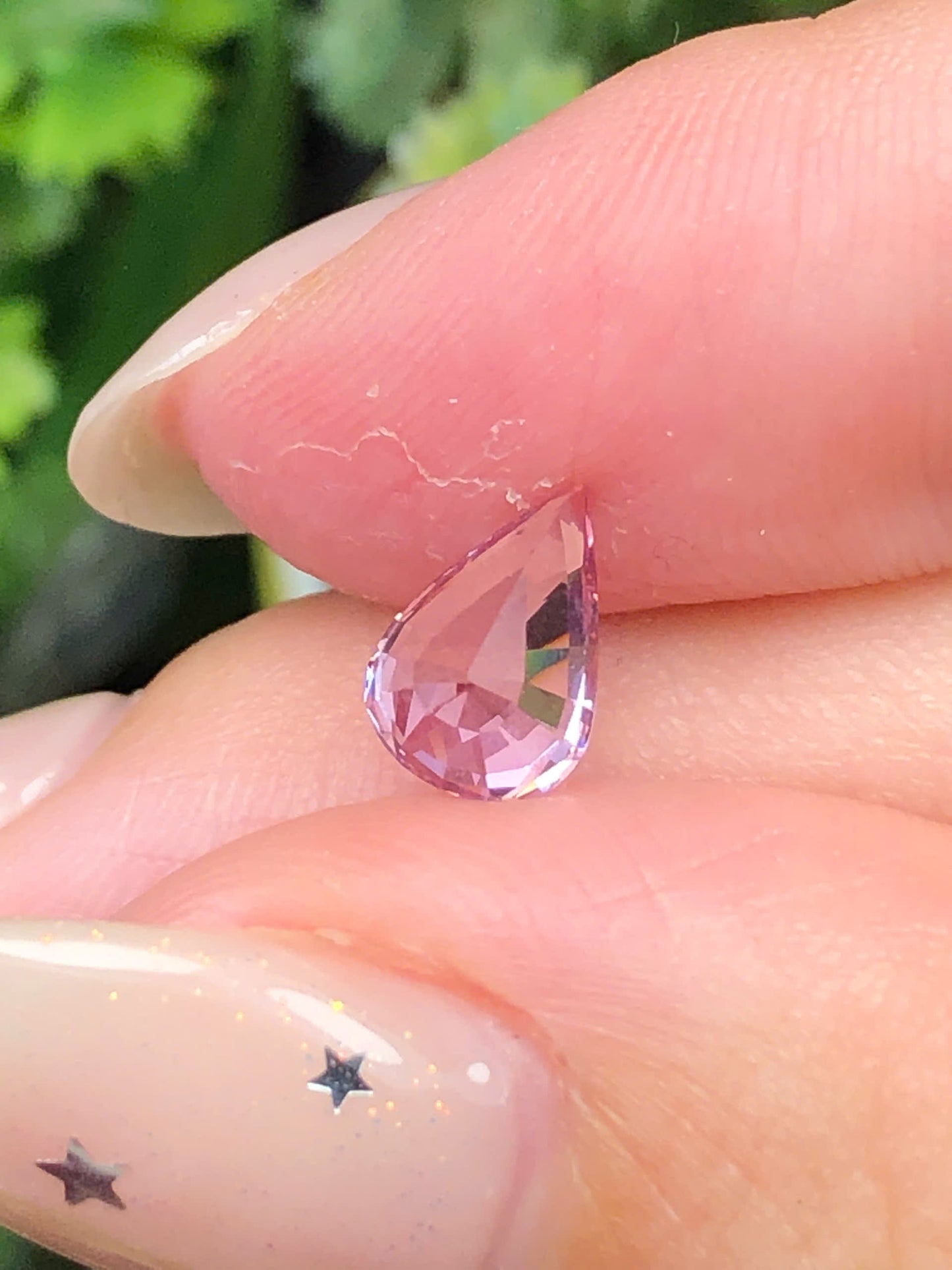 Natural purple spinel LucYen 1,05ct  - 100510HG