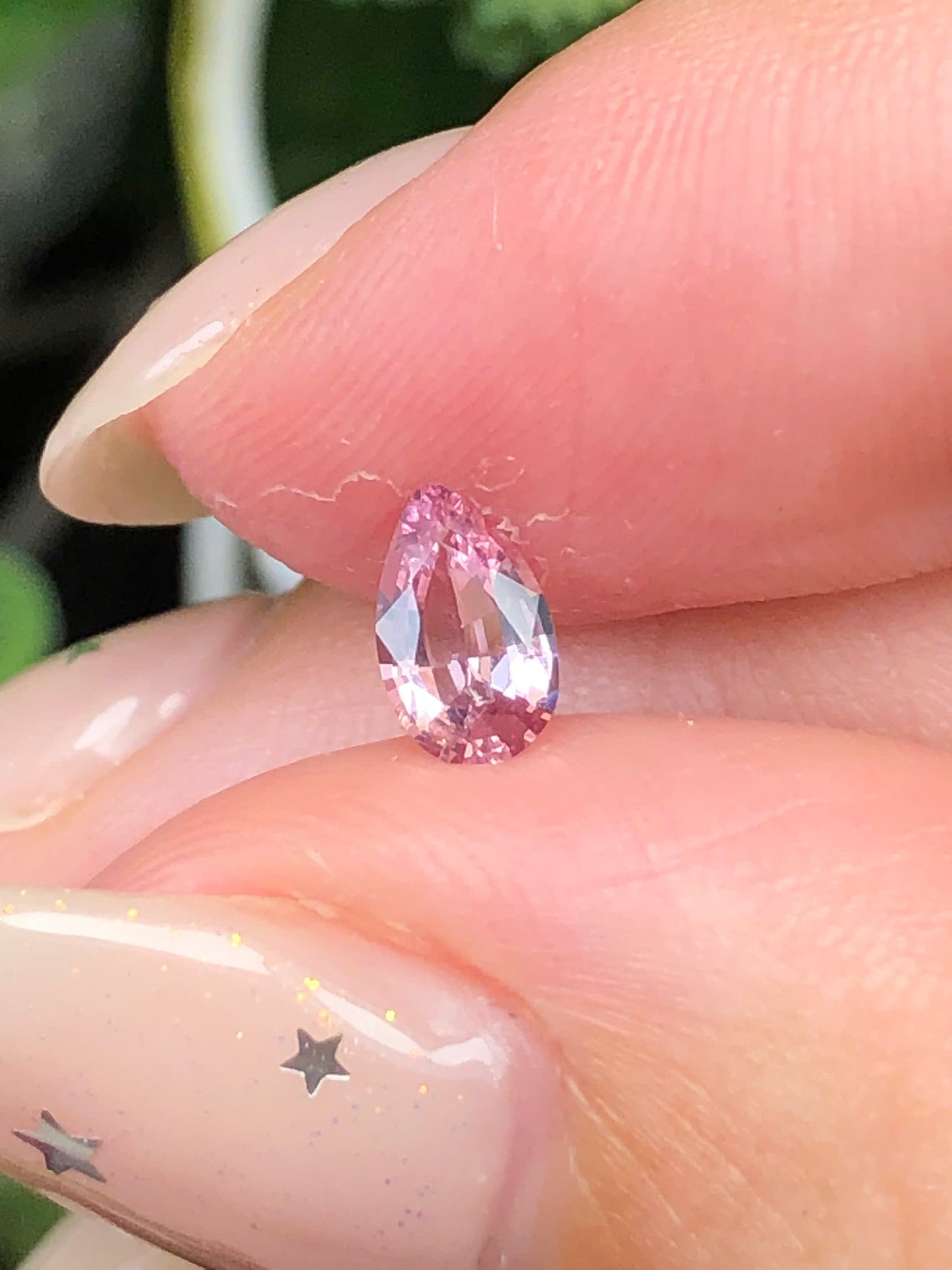 Natural purple spinel LucYen 0,38ct  - 100513HG