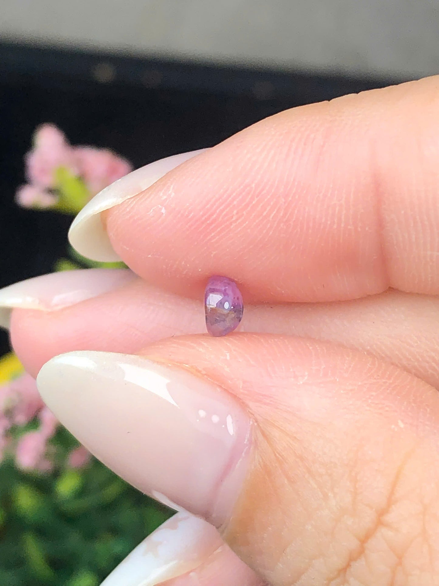 Natural purple Sapphire Cacbochon Luc Yen 0,56ct -041225HG