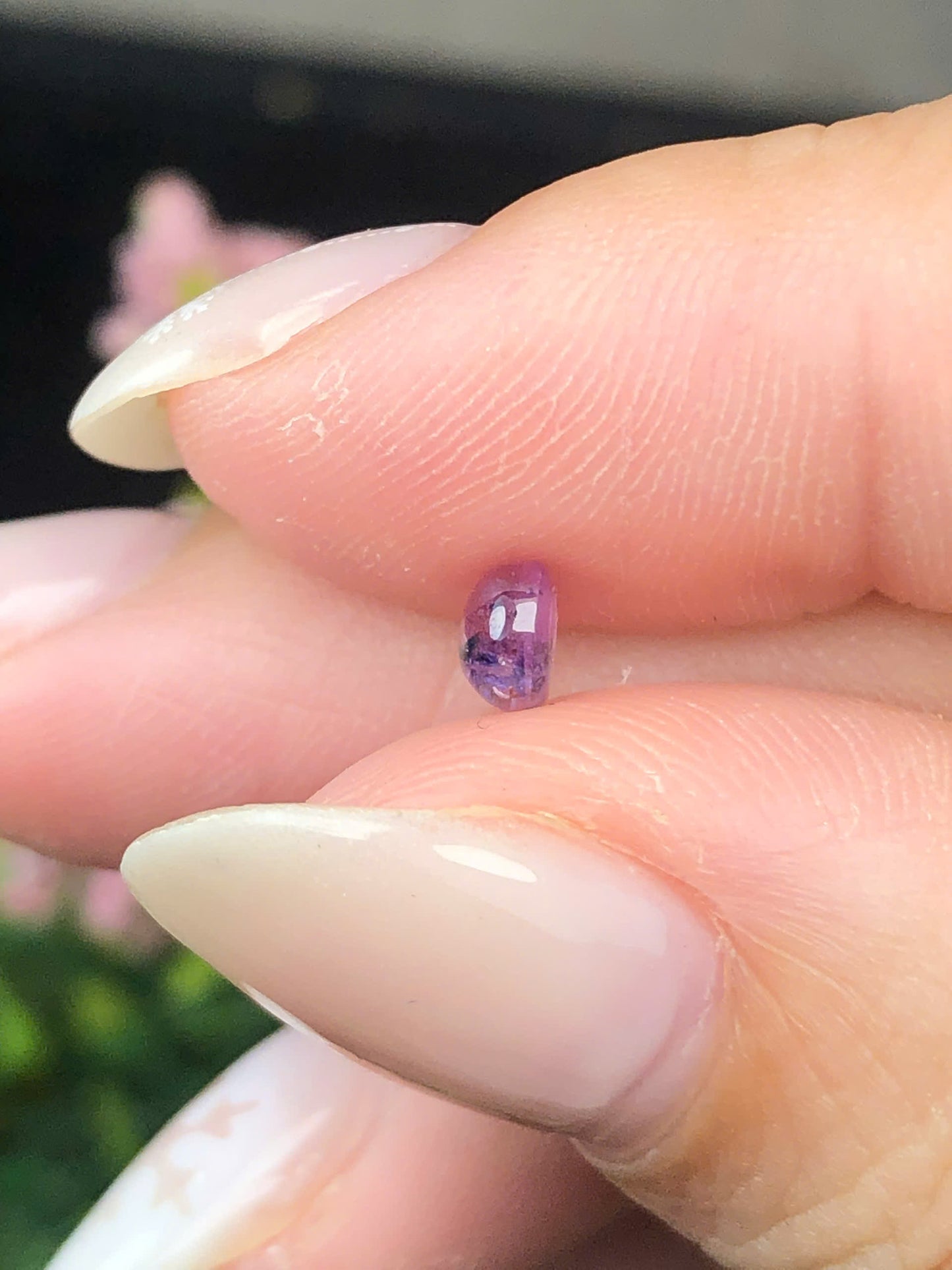 Natural purple Sapphire Cacbochon Luc Yen 0,56ct -041225HG