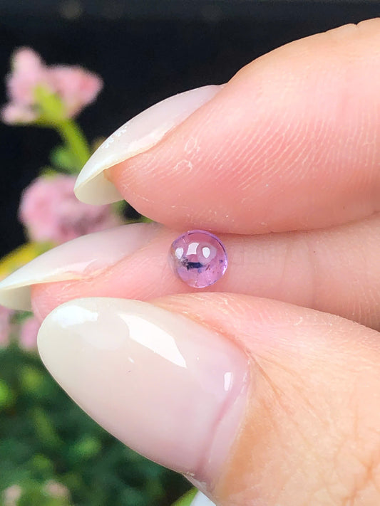 Natural purple Sapphire Cacbochon Luc Yen 0,56ct -041225HG