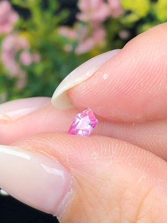 Natural pink sapphire LụcYên 0,32ct  _031214HG