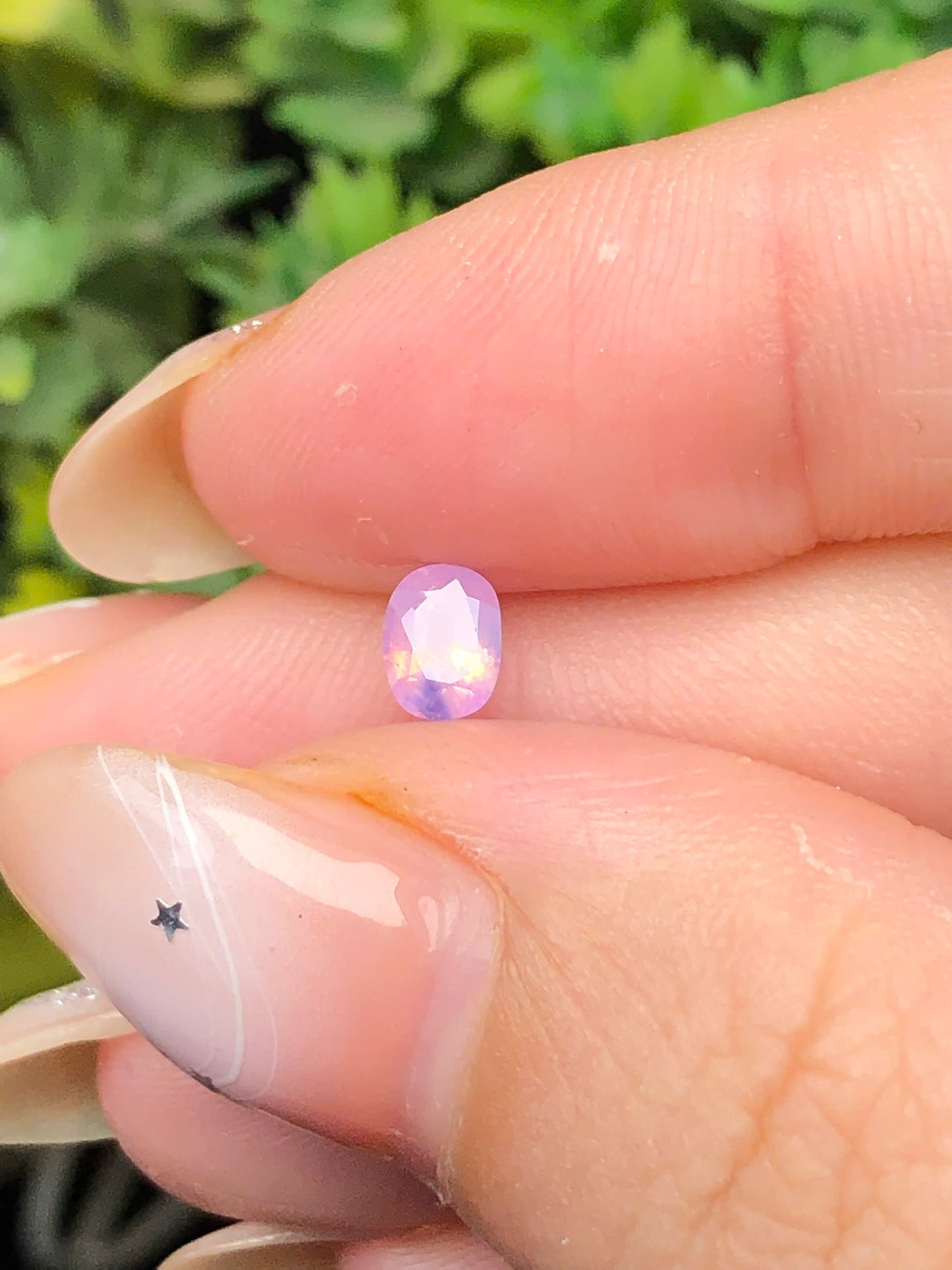 Natural purple sapphire Lucyen 0,38ct  _201267HG