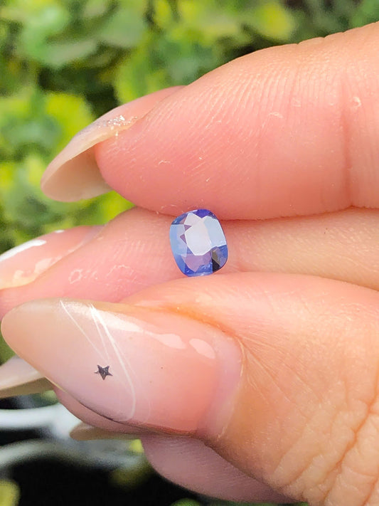 Natural blue sapphire Lucyen 0,37ct  _201282HG