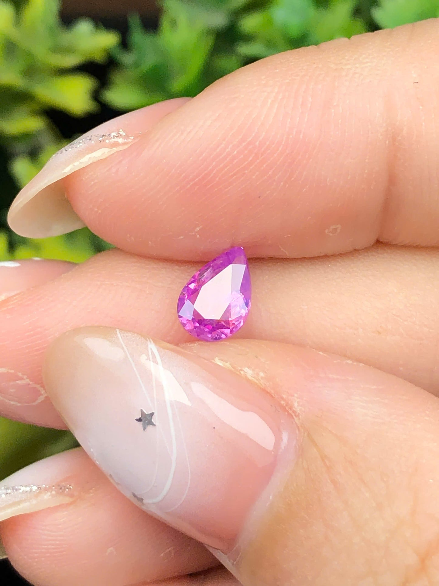 Natural purple sapphire Lucyen 0,59ct _201215HG