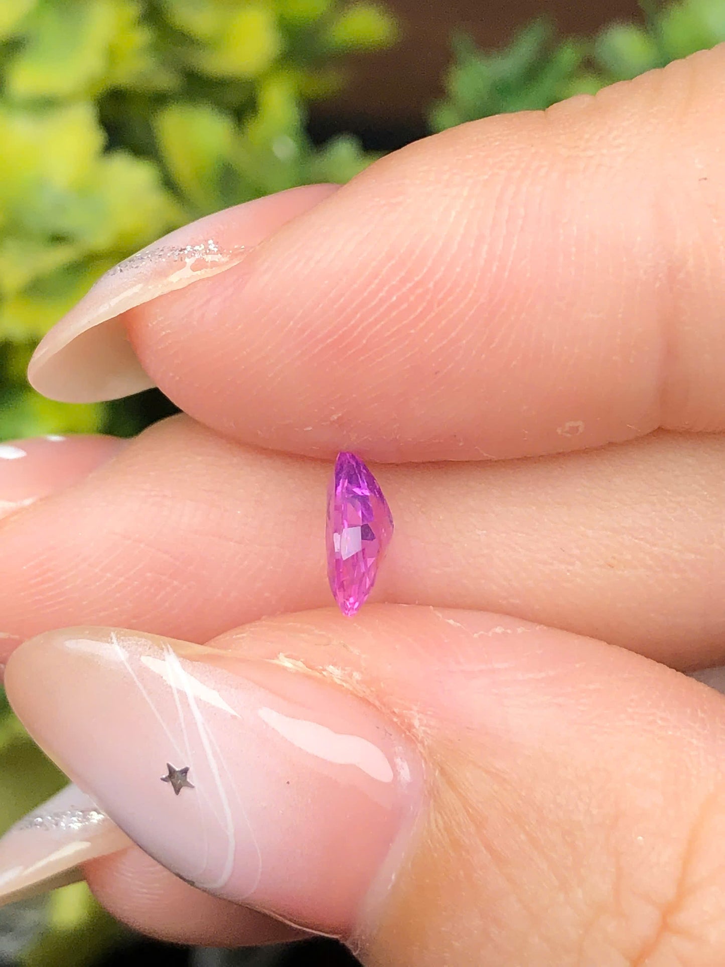 Natural purple sapphire Lucyen 0,59ct _201215HG