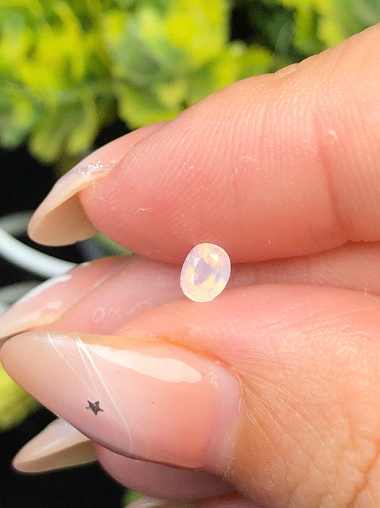 Natural light purple silky sapphire Lucyen 0,32ct _201302HG