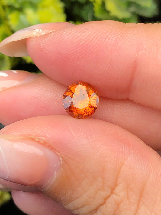 Natural Orange Garnet 1,21ct   - 040110HG