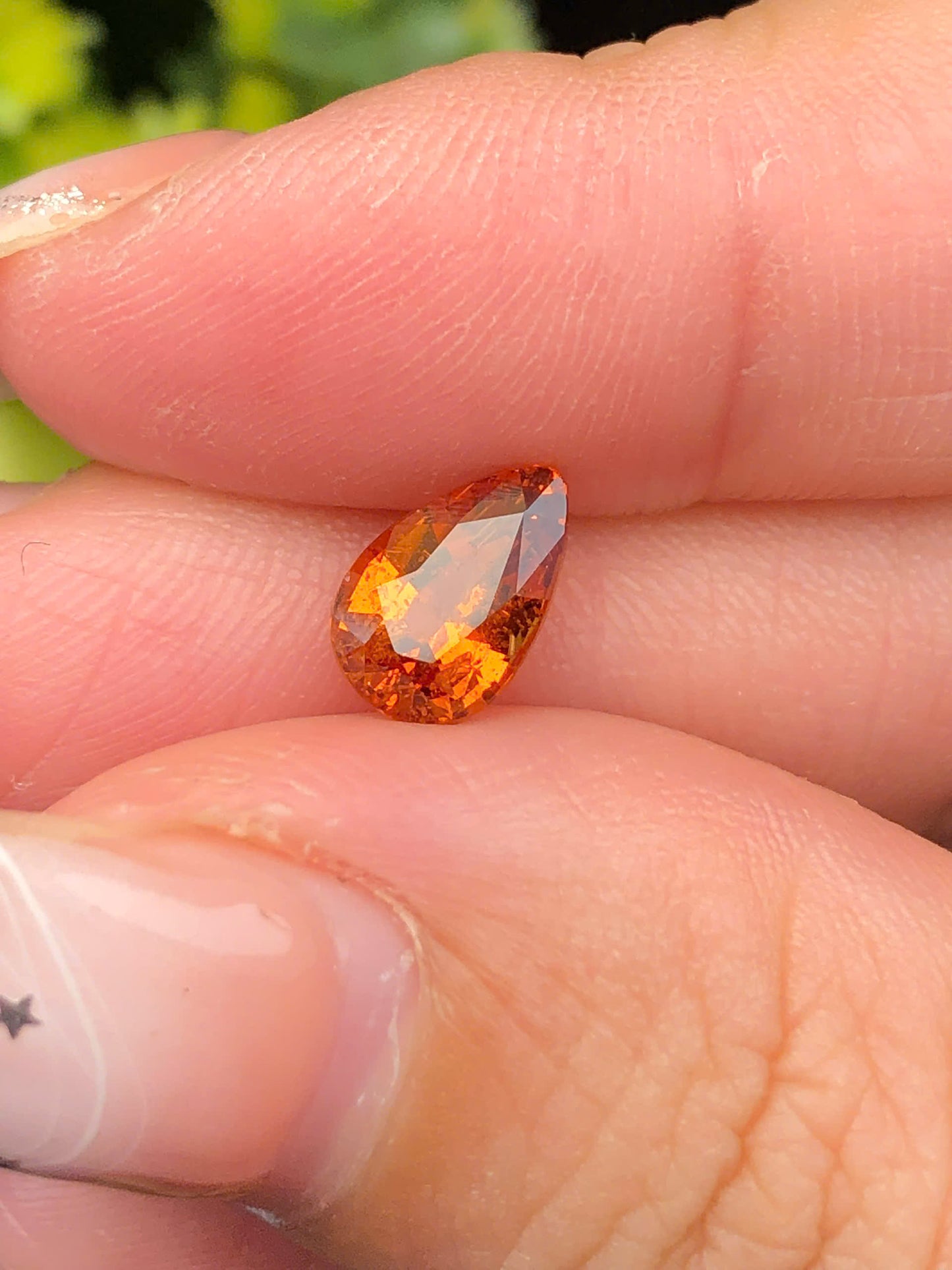Natural Orange Garnet 1,24ct  - 040112HG