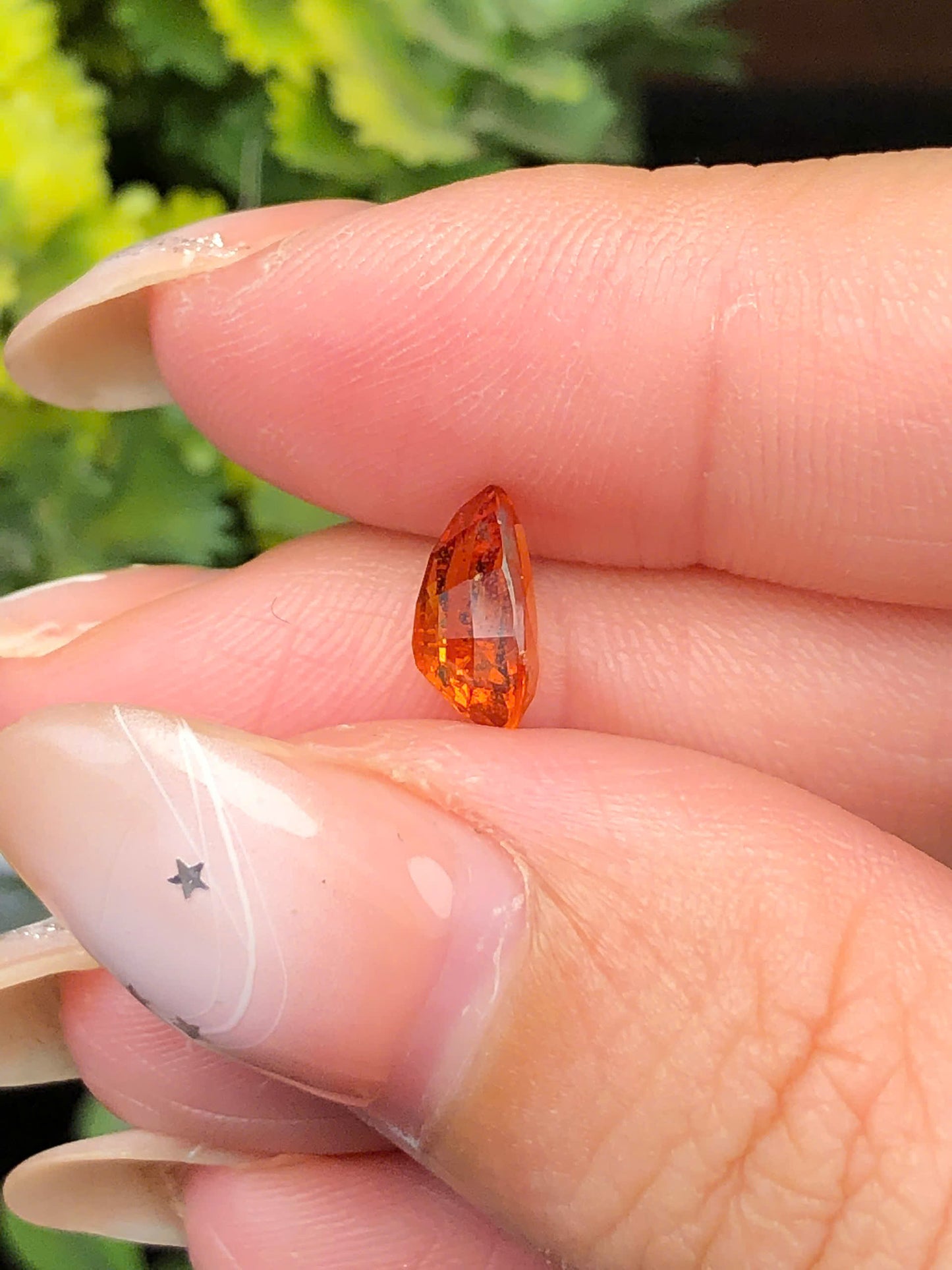 Natural Orange Garnet 1,24ct  - 040112HG