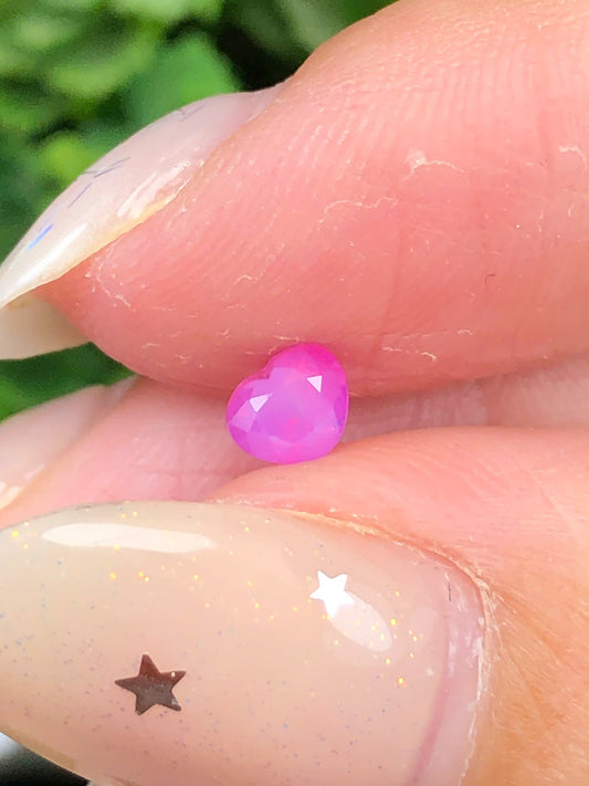 Natural pink silky sapphire Lucyen 0,39ct _070142HG