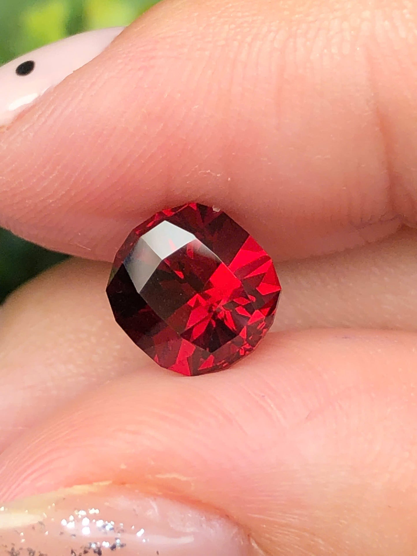Natural Red Garnet 2,13ct  - 250411HG