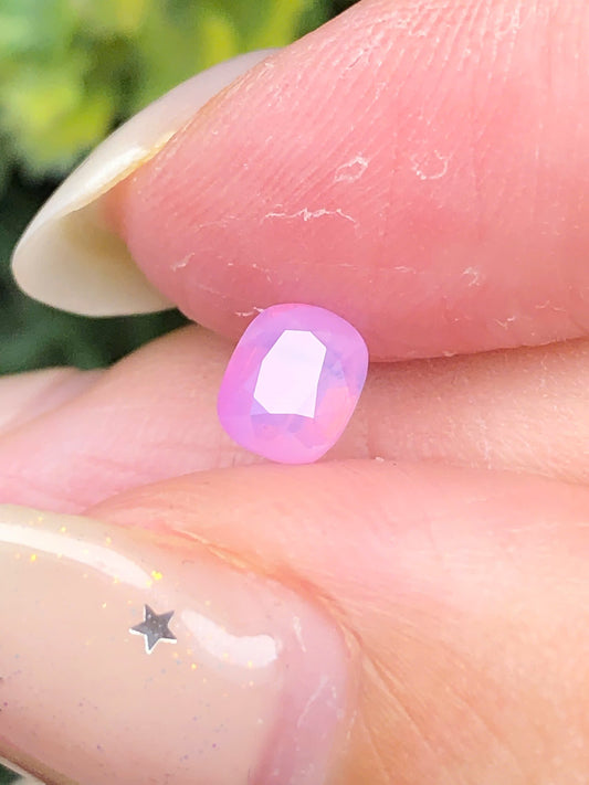Natural pink silky sapphire Lucyen 0,75ct _260508HG