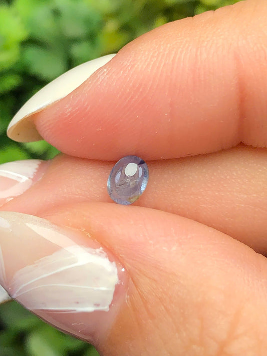 Natural blue Sapphire Cacbochon Luc Yen 0,44ct -140107HG