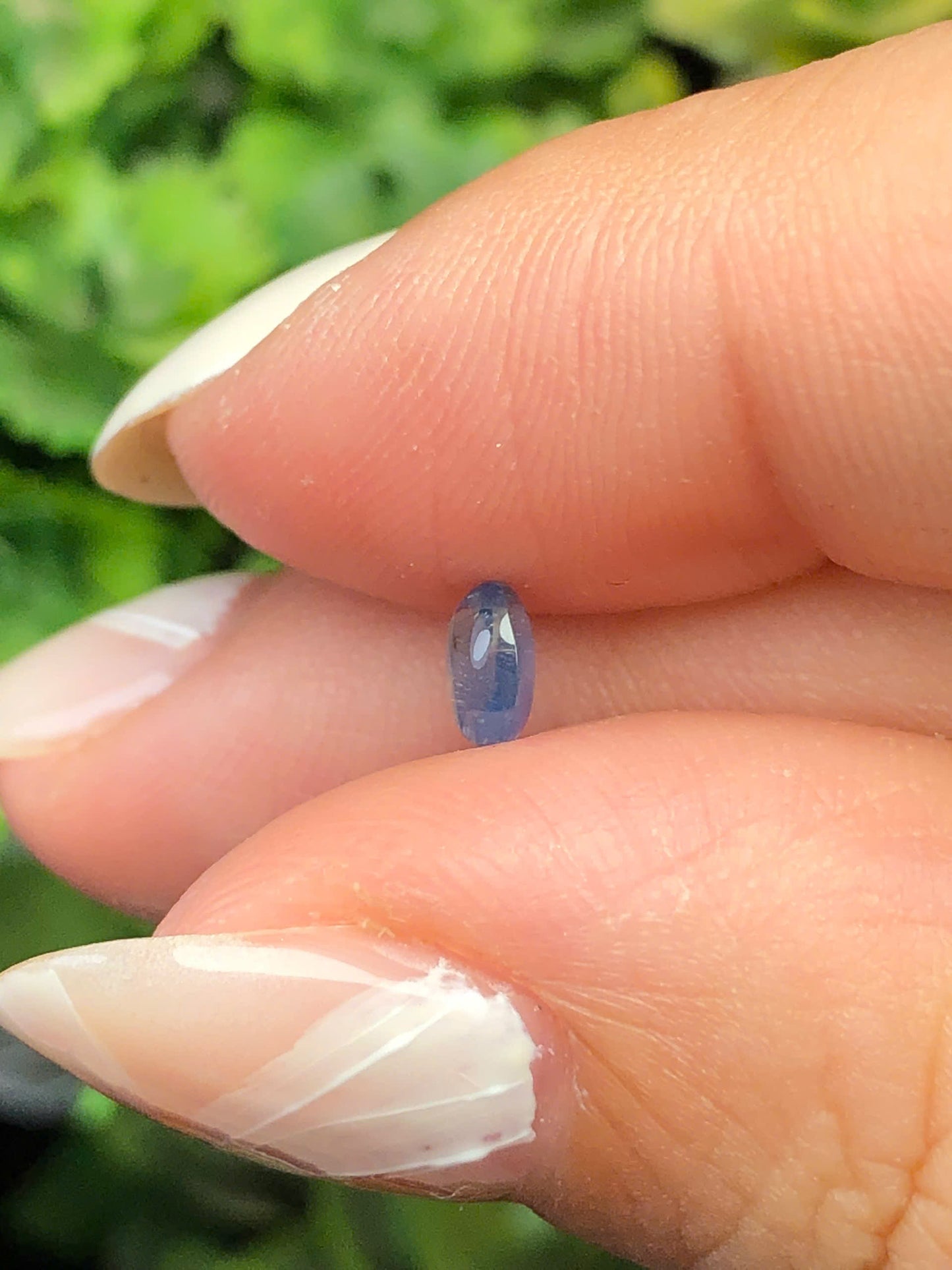 Natural blue Sapphire Cacbochon Luc Yen 0,44ct -140107HG