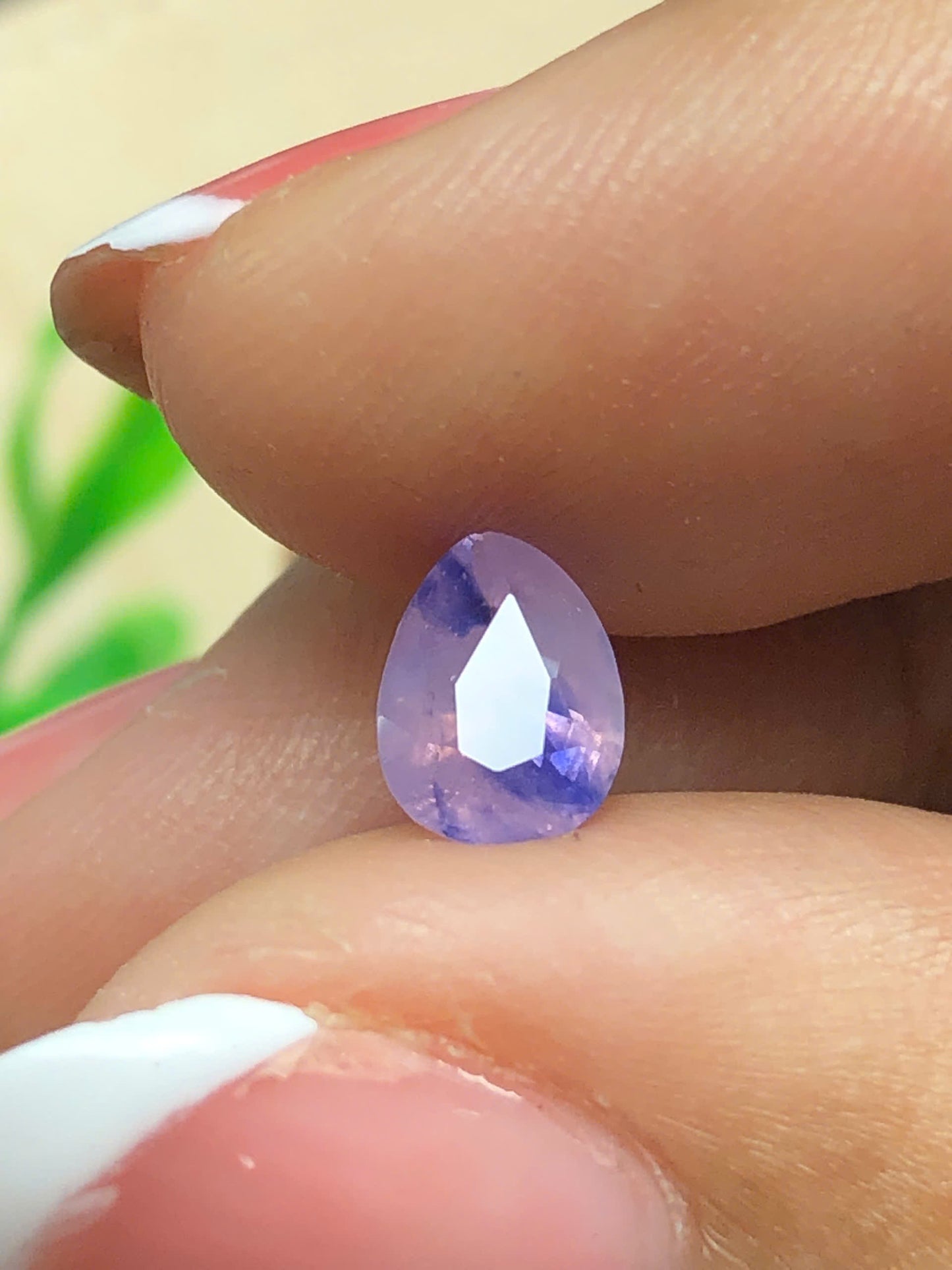 Natural purple silky sapphire Luc Yen  1.0ct_28052626HG