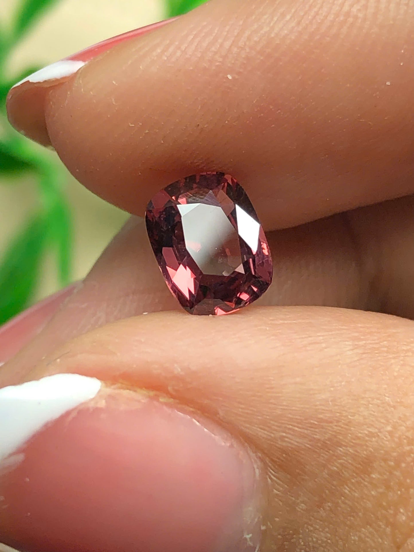 Natural pink spinel Lucyen  1.28ct _29052601HG