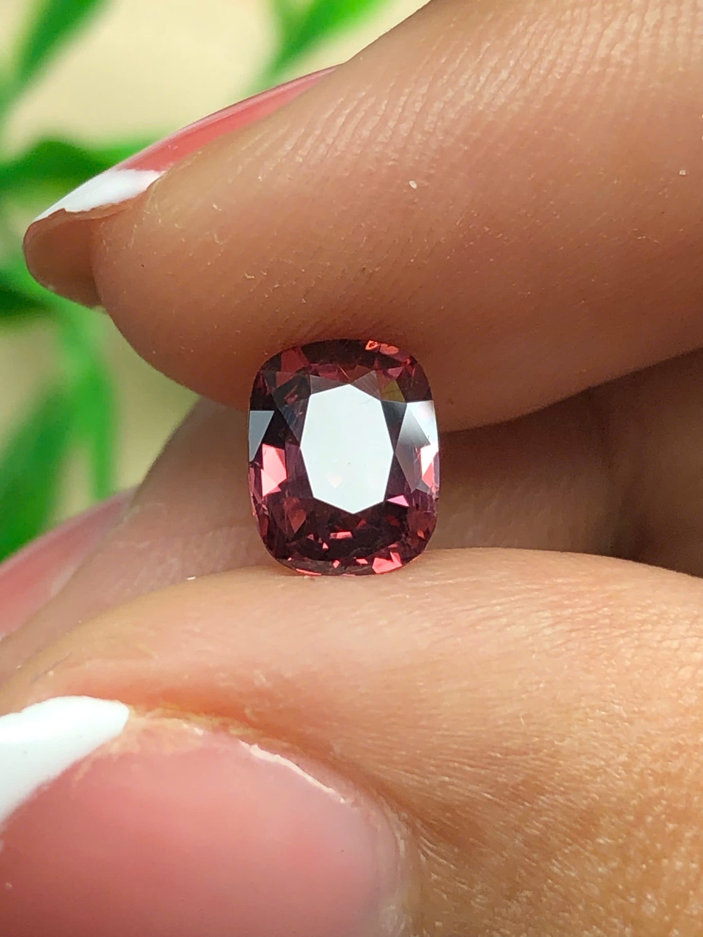 Natural pink spinel Lucyen  1.28ct _29052601HG