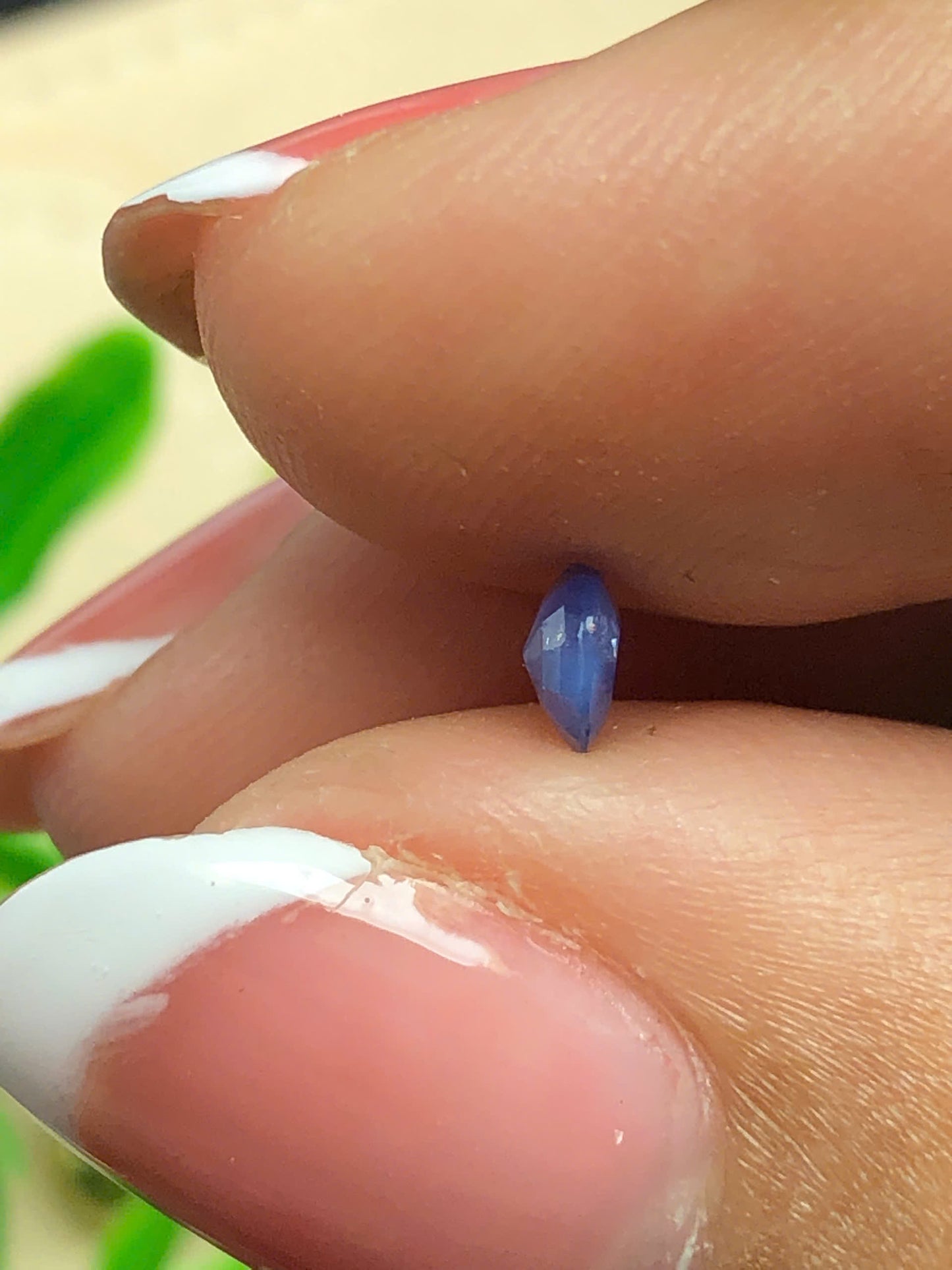 Natural blue sapphire Lucyen 0.38ct_29052605HG