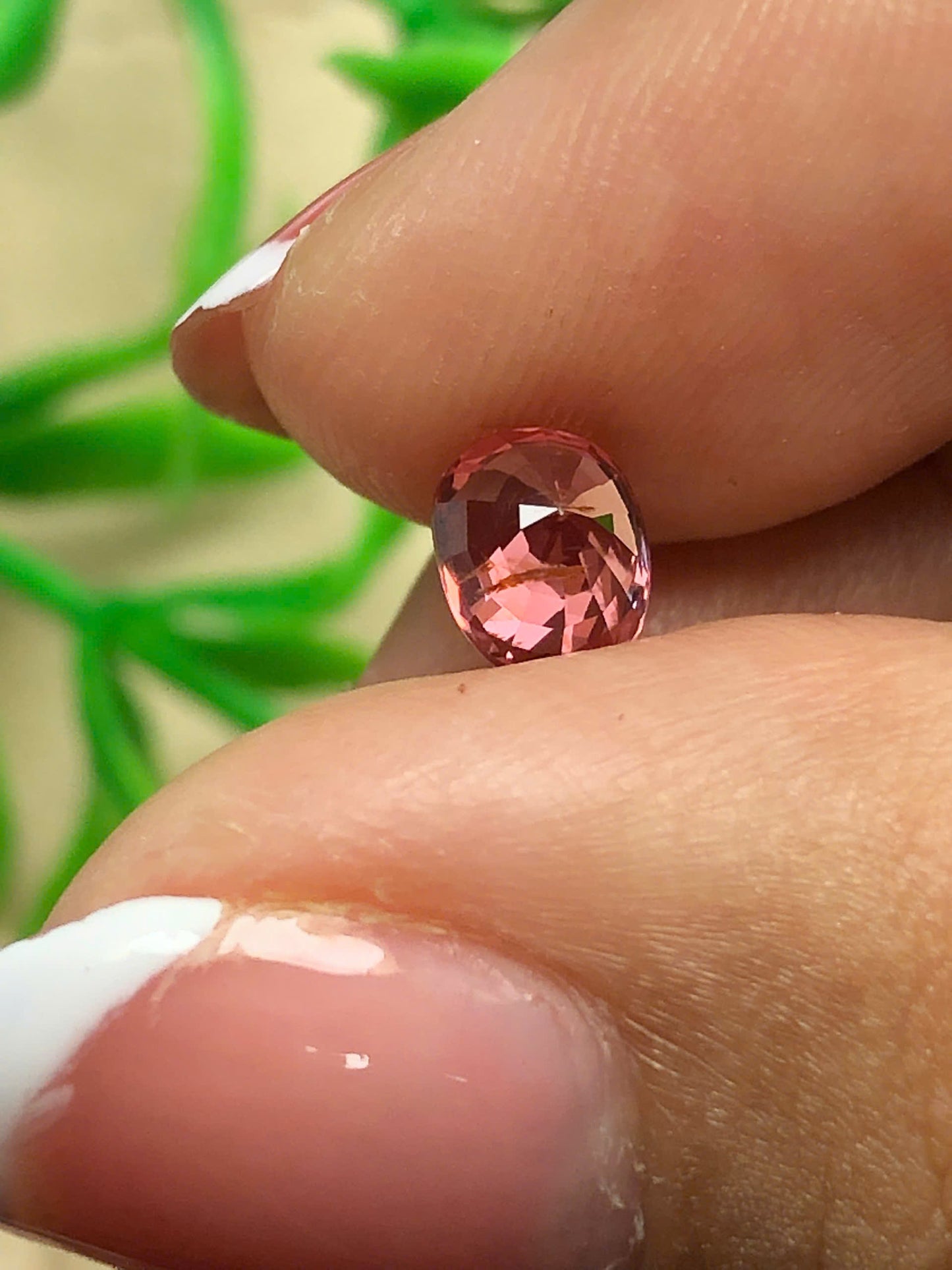 Natural orange spinel Lucyen  0.93ct  _30052606HG