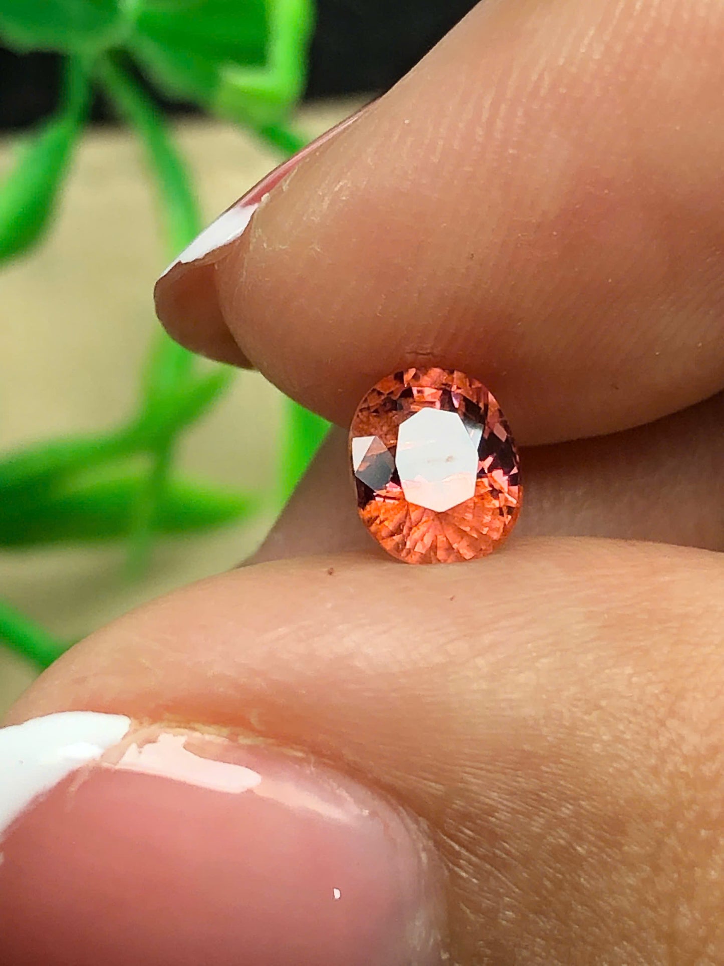 Natural orange spinel Lucyen  0.93ct  _30052606HG