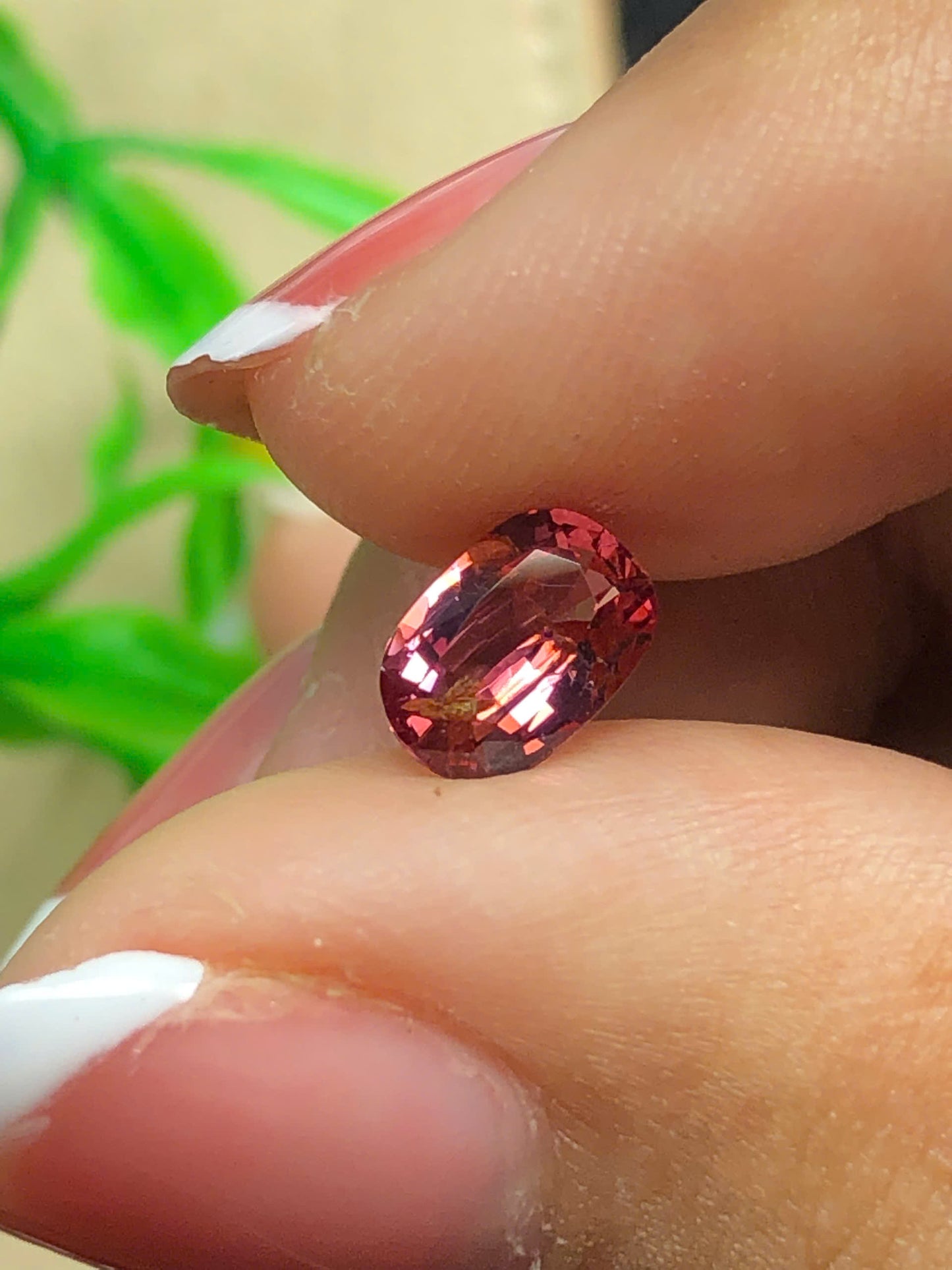 Natural orange spinel Lucyen  0.95ct _28052623HG